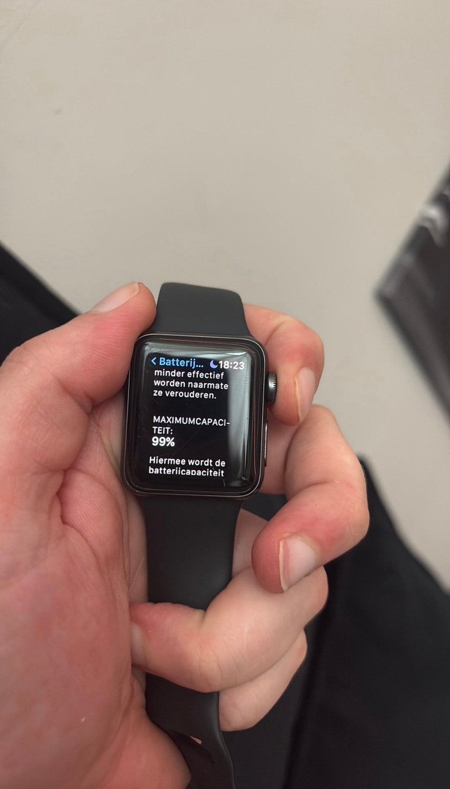 Apple watch series 3, Ophalen of Verzenden, Zo goed als nieuw, Zwart, IOS