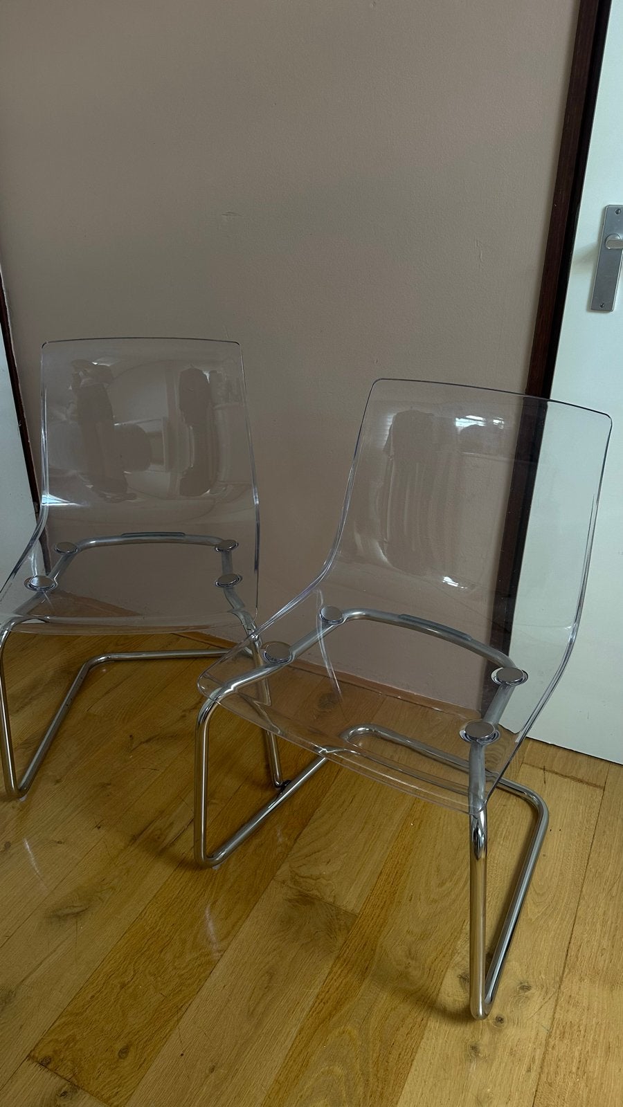 2 X IKEA Tobias eetkamerstoel - Transparant, Huis en Inrichting, Stoelen, Ophalen, Kunststof, Gebruikt, Twee