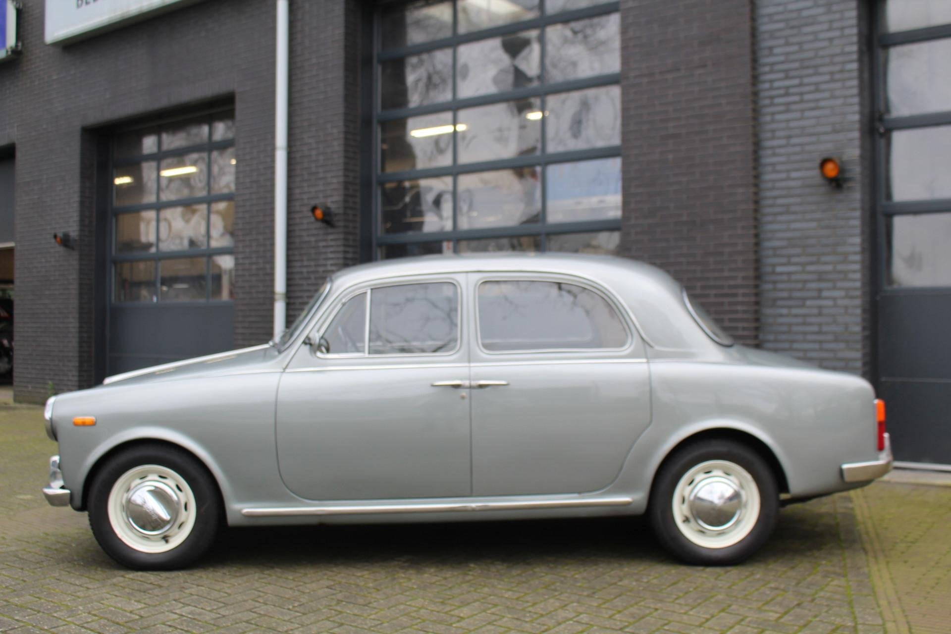 Lancia APPIA Series III Berlina V4 NIEUWSTAAT! RESTORED, foto 11