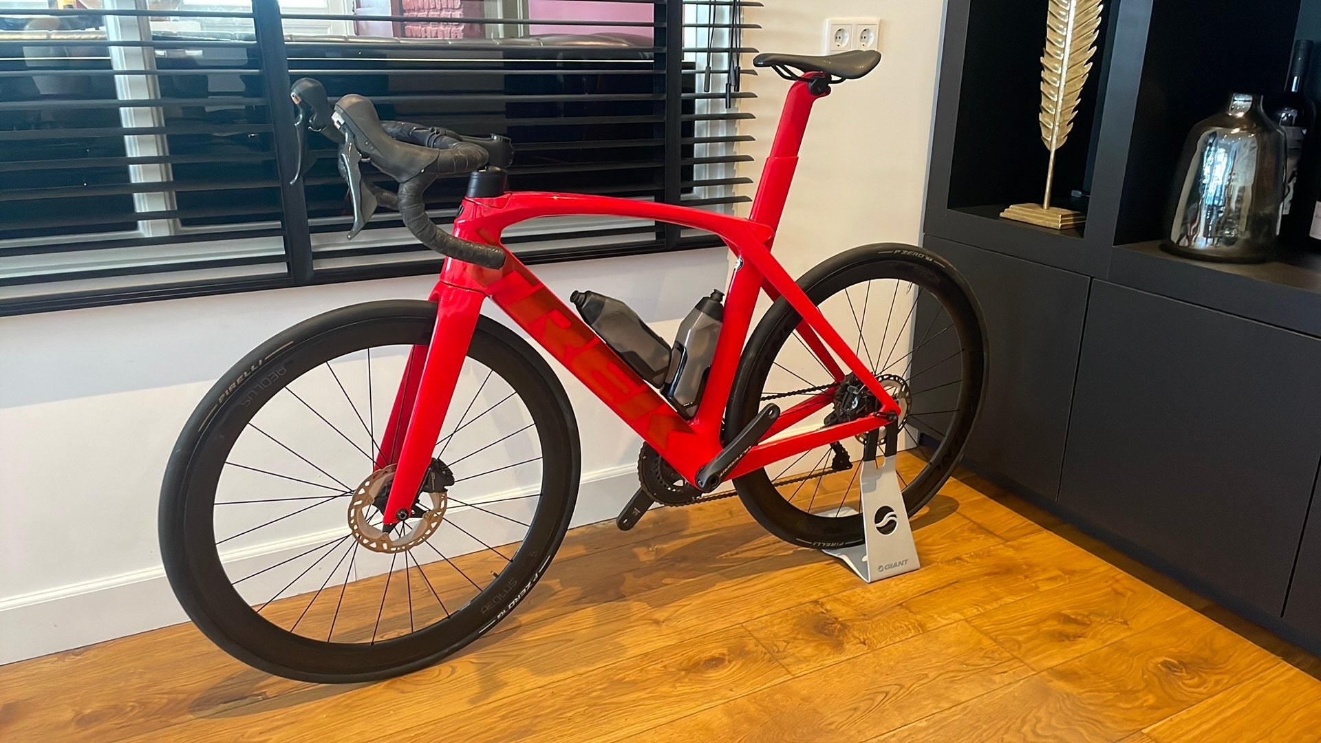 Trek Madone SL6 Aero Topstaat!, Fietsen en Brommers, Fietsen | Racefietsen, 28 inch, Carbon, Heren, Zo goed als nieuw