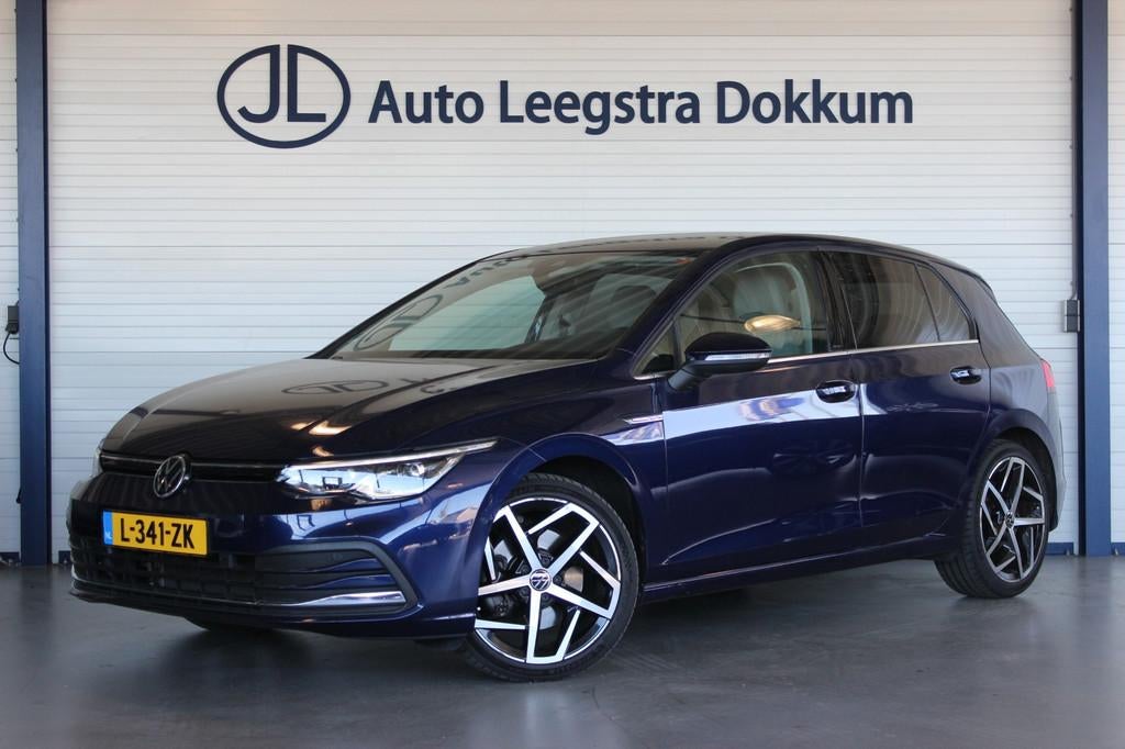 Volkswagen Golf 1.5 eTSI Style Head-Up | Alcantara | DCC | S, 4 cilinders, 150 pk, Blauw, Alcantara