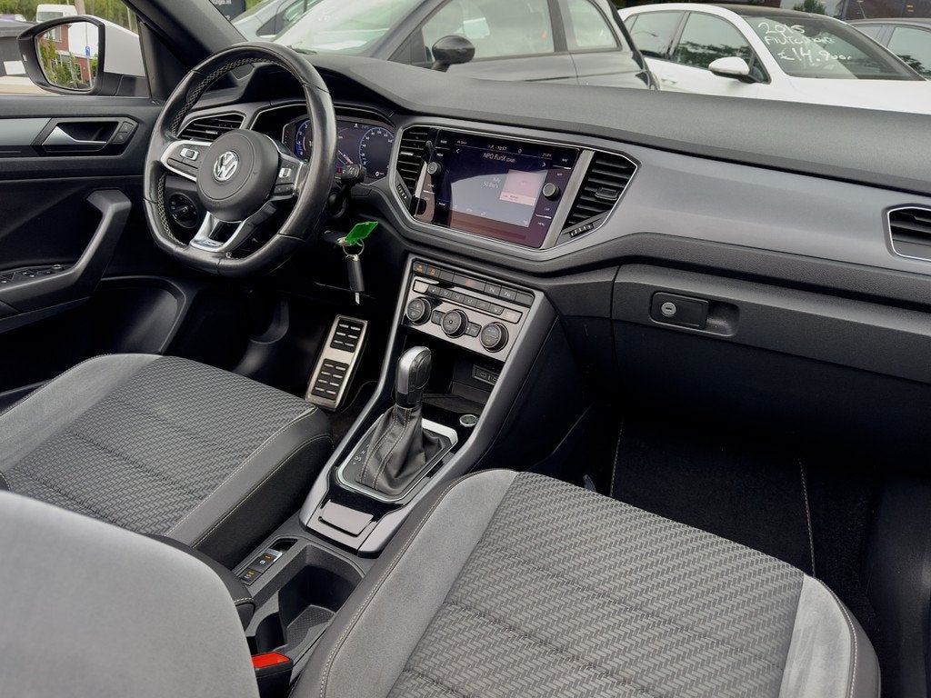 Volkswagen T-Roc Cabrio 1.5 TSI AUT7 R-LINE 65D.KM LEDER NAV, 15 km/l, Euro 6, 4 cilinders, Wit