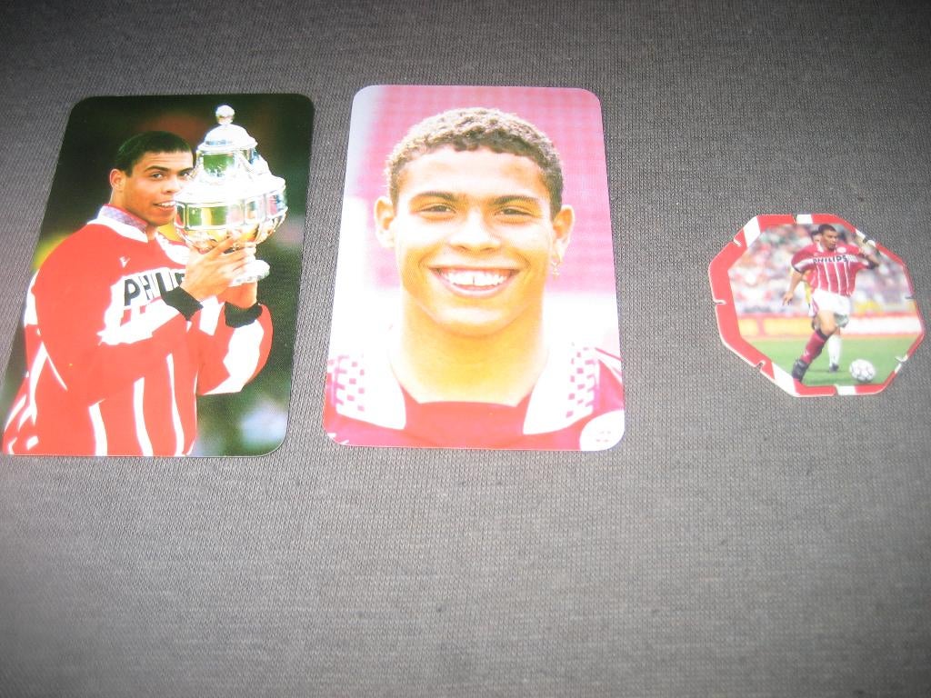 ronaldo psv plaatjes en schijfje, Verzamelen, Sportartikelen en Voetbal, Ophalen of Verzenden, Zo goed als nieuw, PSV, Poster, Plaatje of Sticker