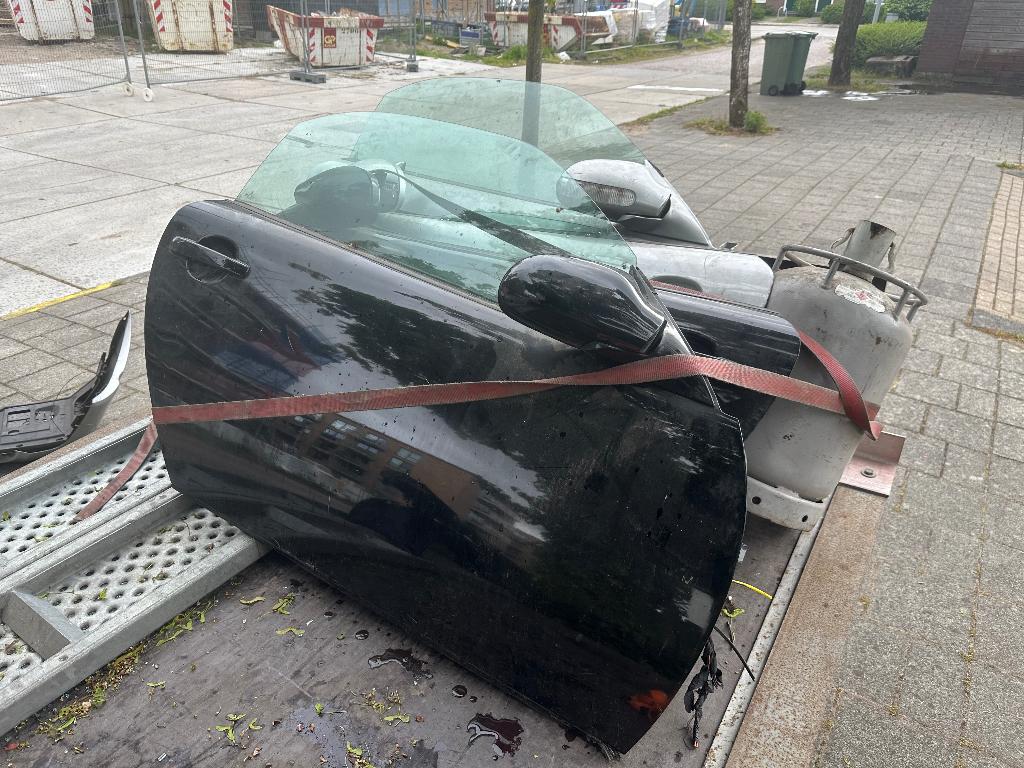 Mercedes SLK 1997 Deuren spiegels remschijven en blokken., Ophalen, Mercedes-Benz, Bumper, Nieuw