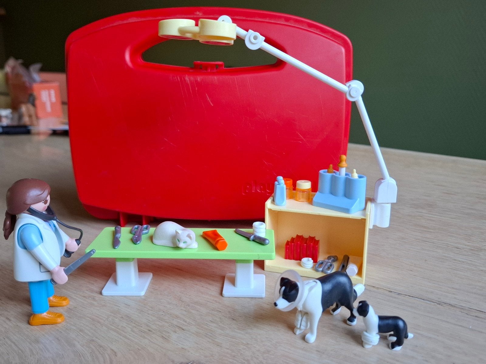 Playmobil 5653. Dierenarts in koffertje, Ophalen of Verzenden, Zo goed als nieuw
