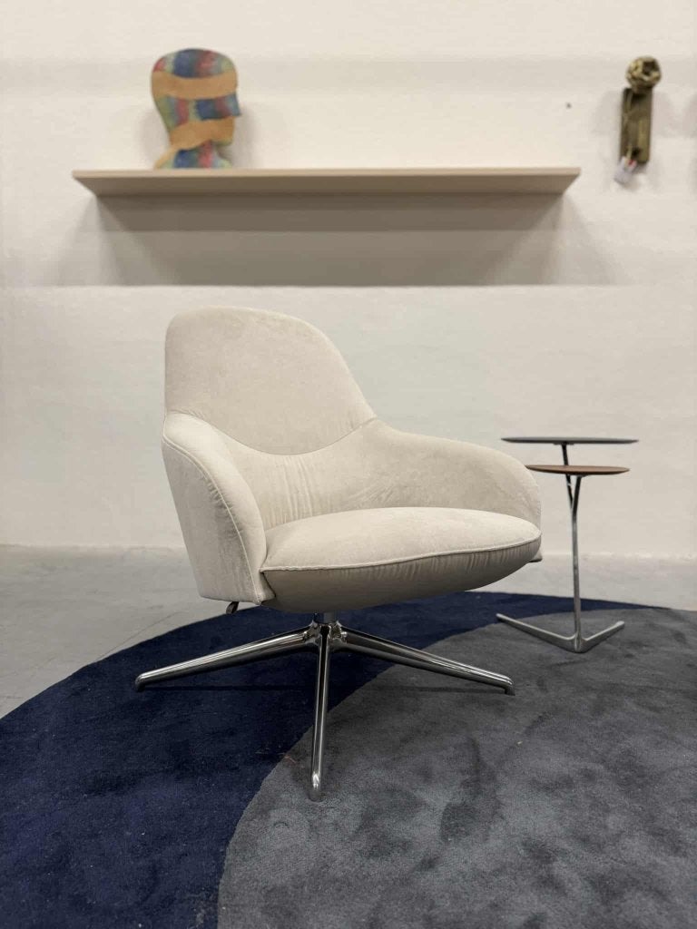 2 Nieuw Leolux Lanah draai fauteuil Velour design stoel, Huis en Inrichting, Leolux, Info@leolux.nl, Nieuw, 75 tot 100 cm