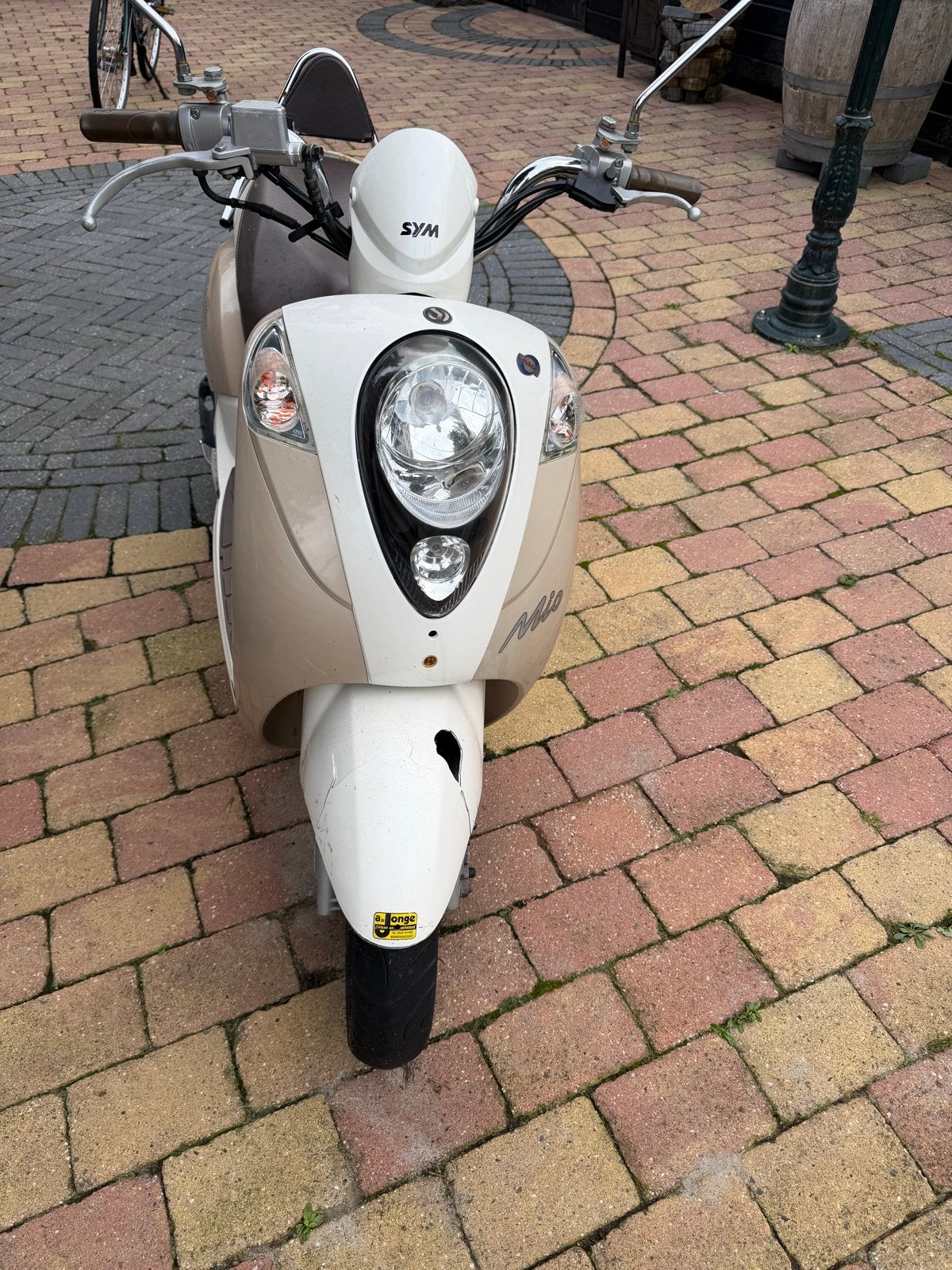 SYM Mio Scooter - Beige/Wit - Gebruikt, Mio, Gebruikt, Maximaal 45 km/u, Ophalen of Verzenden