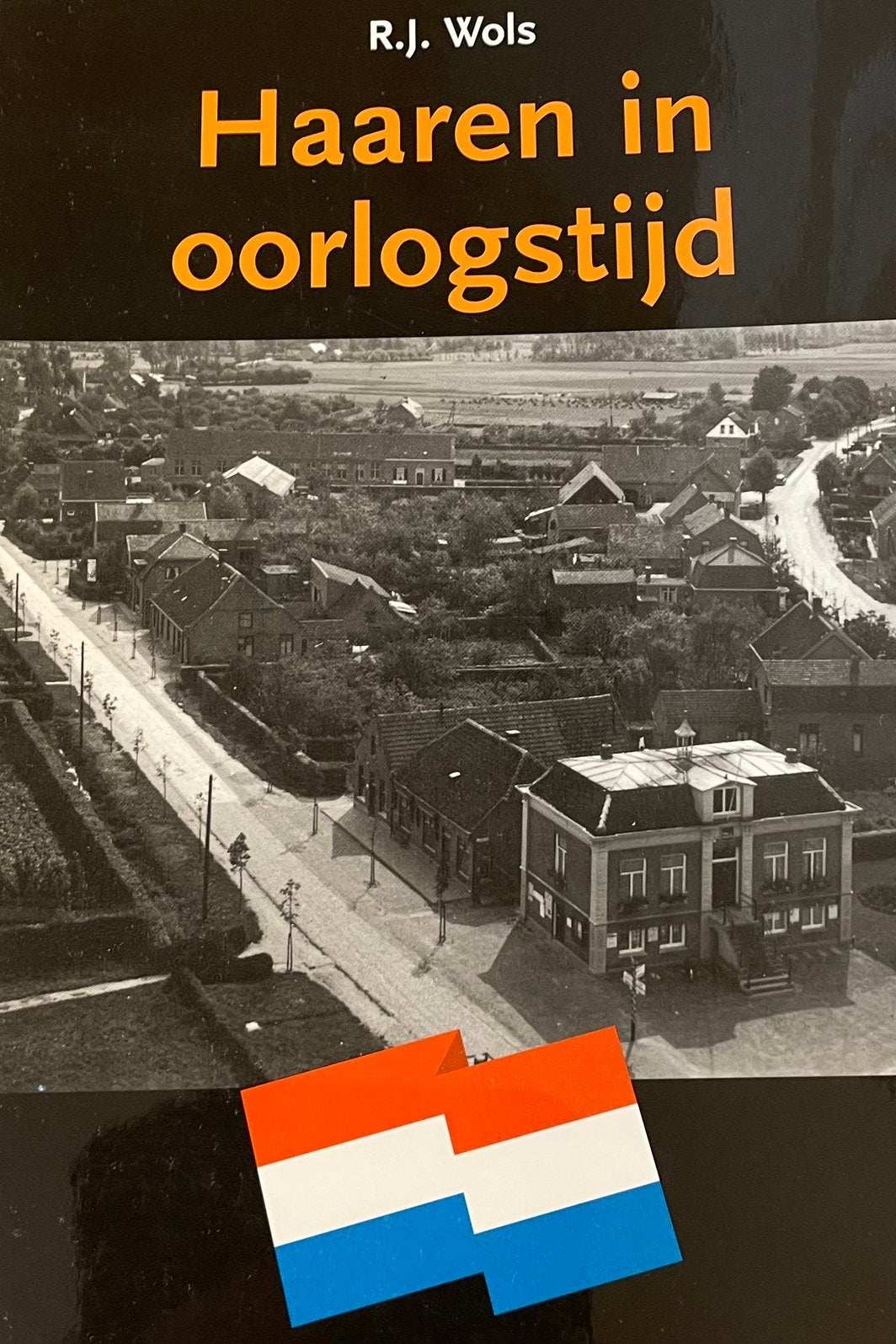 Haaren in 40-45, Boeken, Ophalen of Verzenden, Tweede Wereldoorlog, Zo goed als nieuw