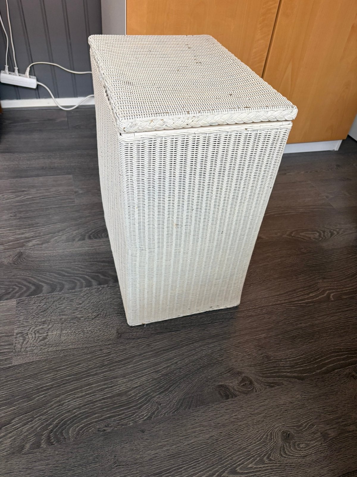 Lloyd Loom rieten wasmand vintage, Huis en Inrichting, Ophalen, Gebruikt, Mand, Gevlochten