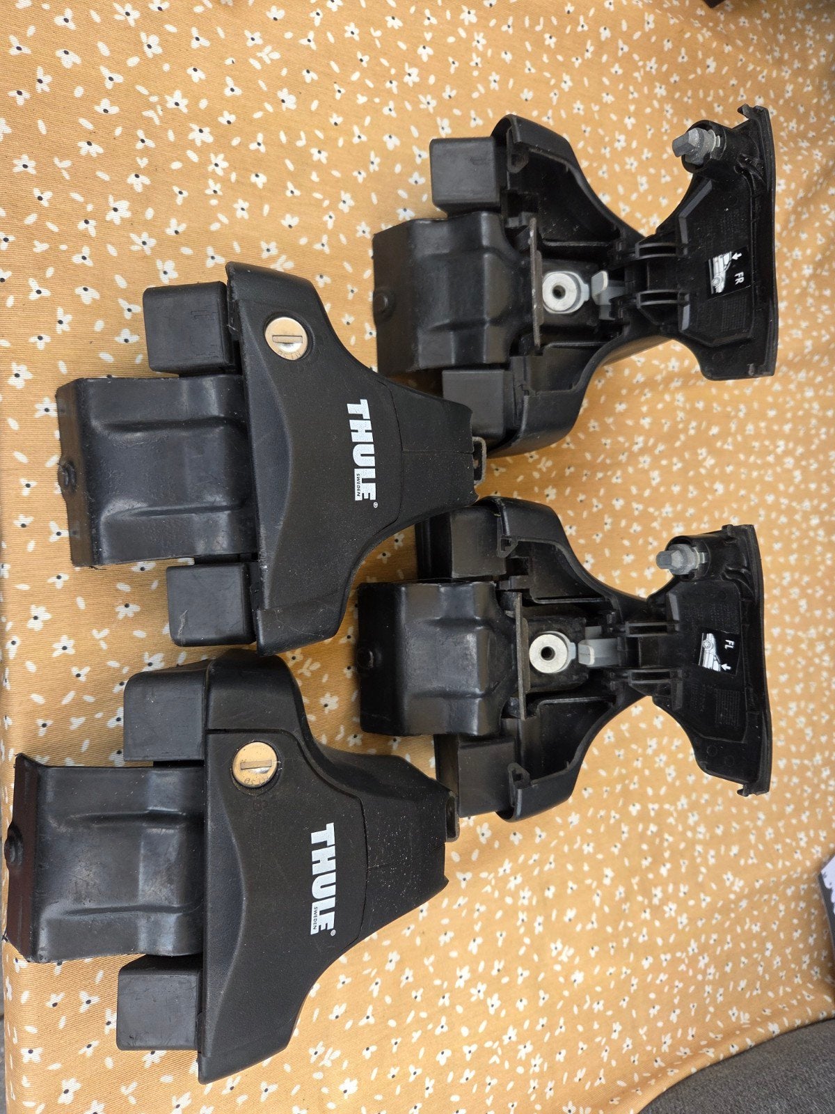 Thule dakdrager voetenset opel astra, Auto diversen, Dakdragers, Ophalen of Verzenden, Gebruikt