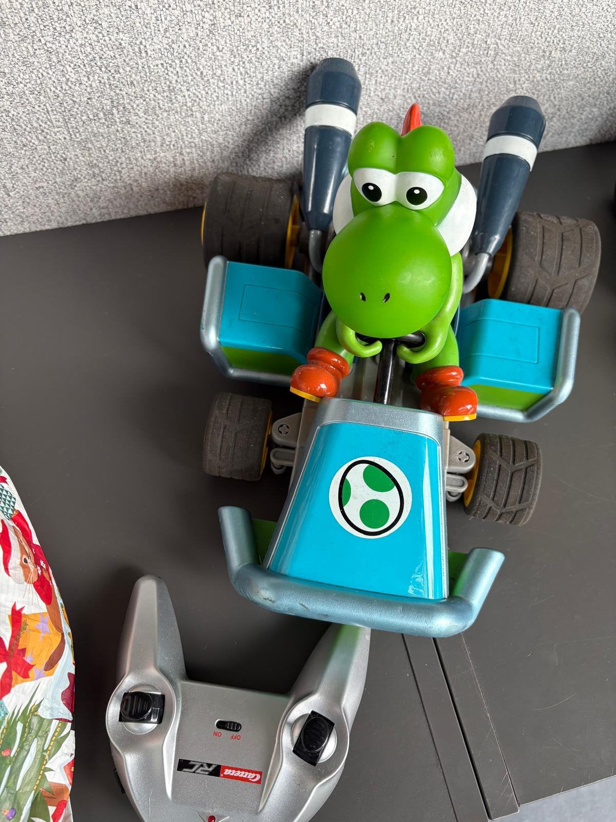 Rc auto yoshi, Ophalen of Verzenden, Zo goed als nieuw