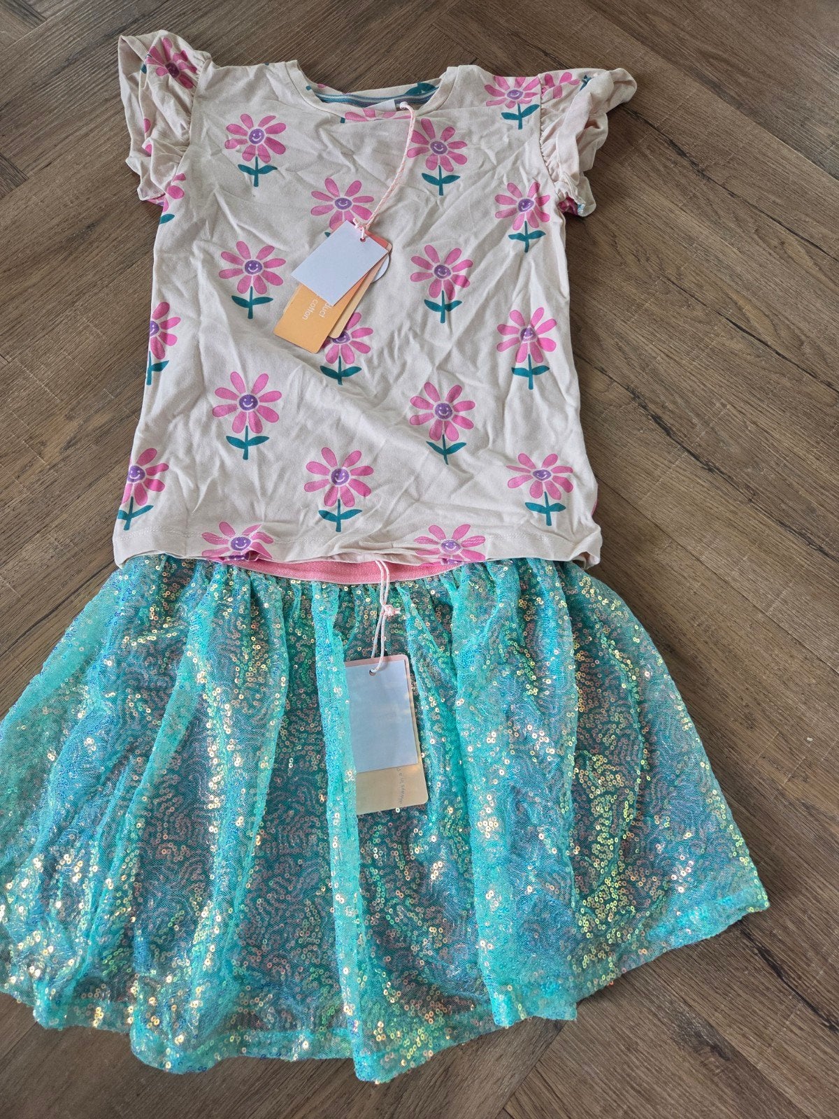Jubel setje nieuw met bloemen shirt en glitter rok, Ophalen of Verzenden, Nieuw, Jubel, Meisje