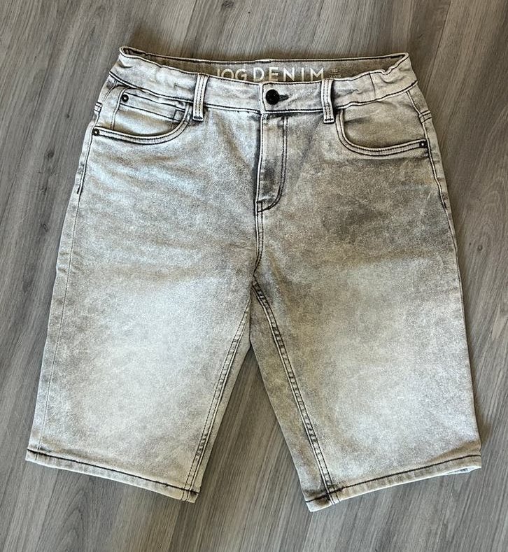 Korte spijkerbroek grijs C&A maat 182, Ophalen, Zo goed als nieuw, Grijs, Overige jeansmaten