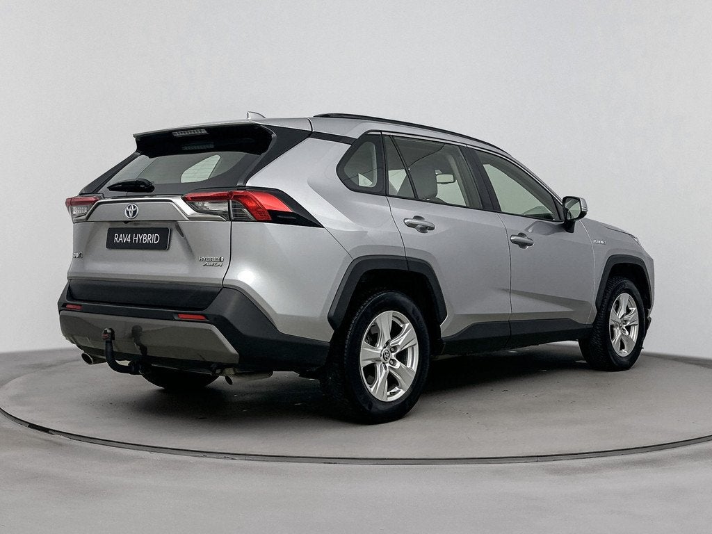 Toyota RAV4 2.5 Hybrid AWD Active Trekhaak | 1650KG trekgewi, Auto's, Toyota, Automaat, 12 maanden, Stof, Gebruikt