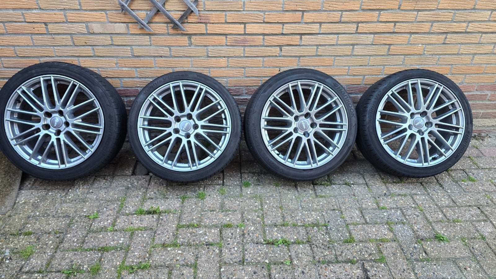 18 inch Renault Laguna 3 velgen, Ophalen, 18 inch, Velg(en), Zomerbanden