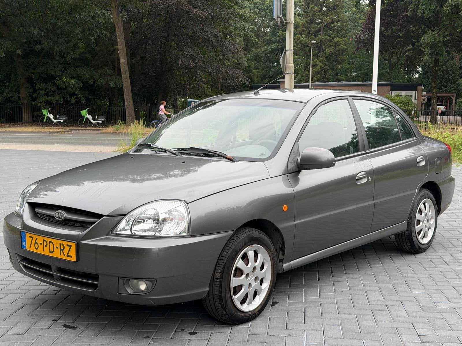 Kia Rio 1.5 LS/4 Elektrische Raam/Stuurbkr/Nap, Auto's, Kia, Voorwielaandrijving, 1025 kg, 1493 cc, Metallic lak