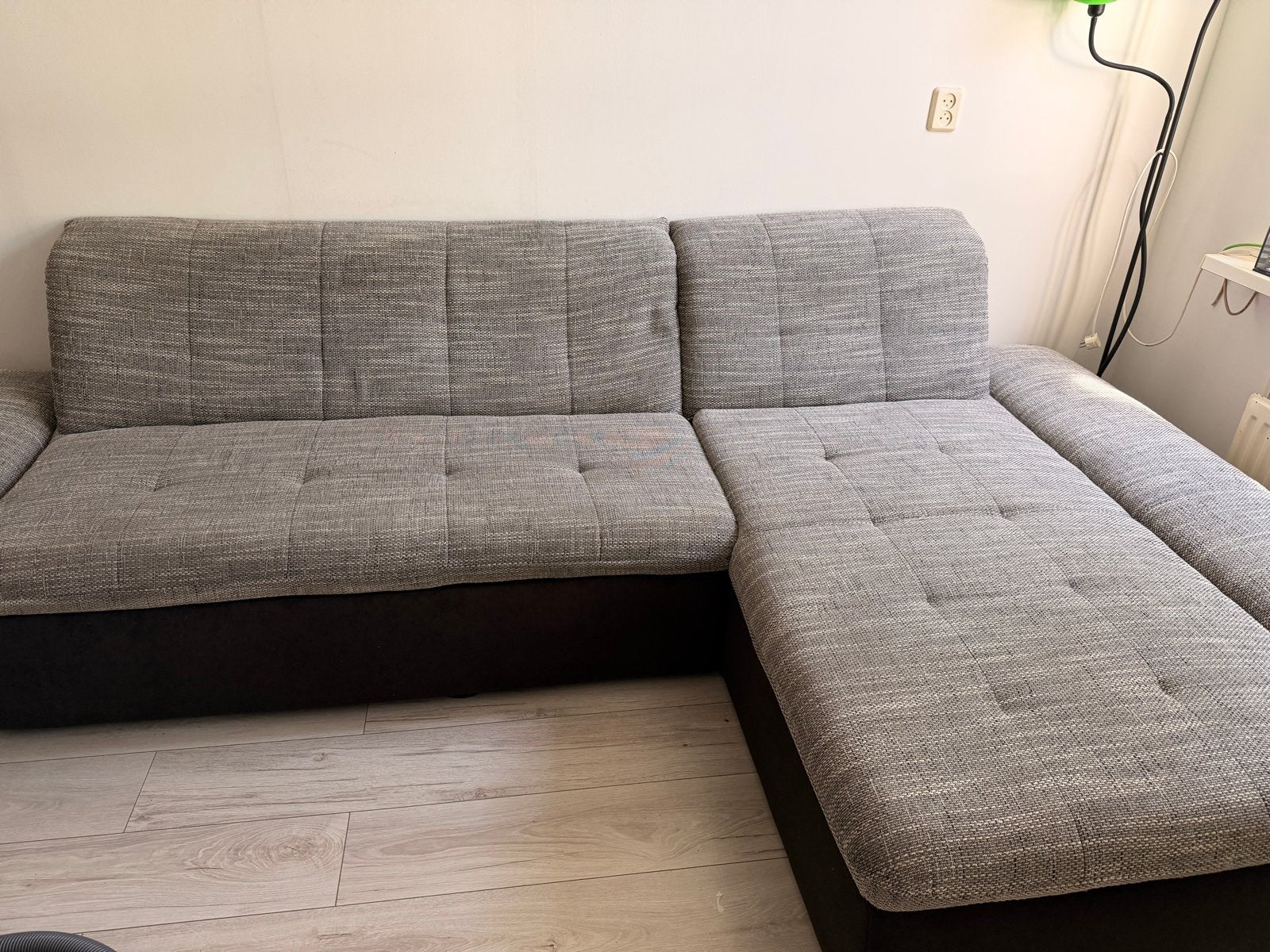 Grote hoekbank met slaapfunctie - 300x175 cm, Huis en Inrichting, Ophalen, Gebruikt, Hoekbank, 300 cm of meer