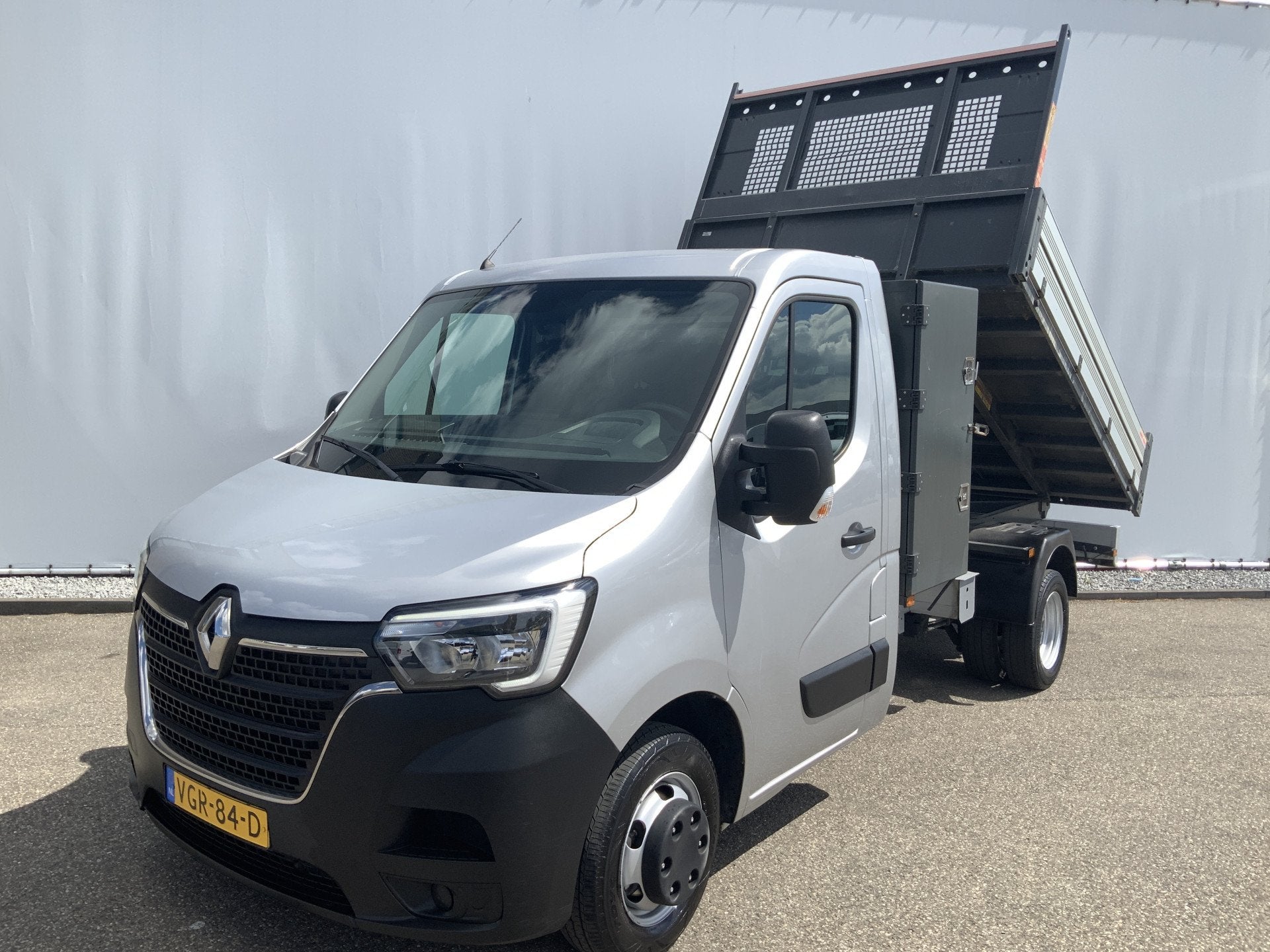 Renault Master T35 2.3 dCi 130 L3H3 Kipper Airco 3 Zits Trek, Auto's, 2633 kg, Gebruikt, Euro 6, 4 cilinders