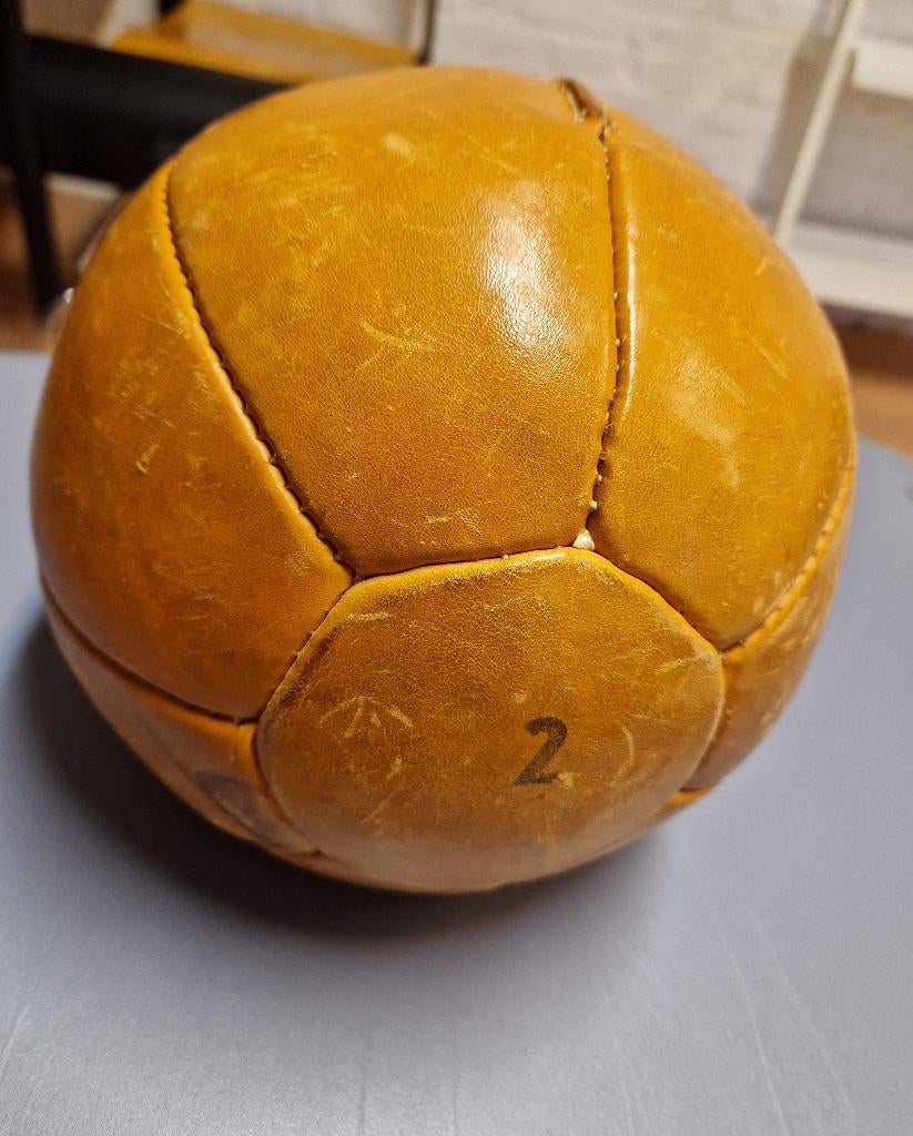 medicijnbal 2 kg leer vintage, Ophalen, Gebruikt, Benen, Medicijnbal