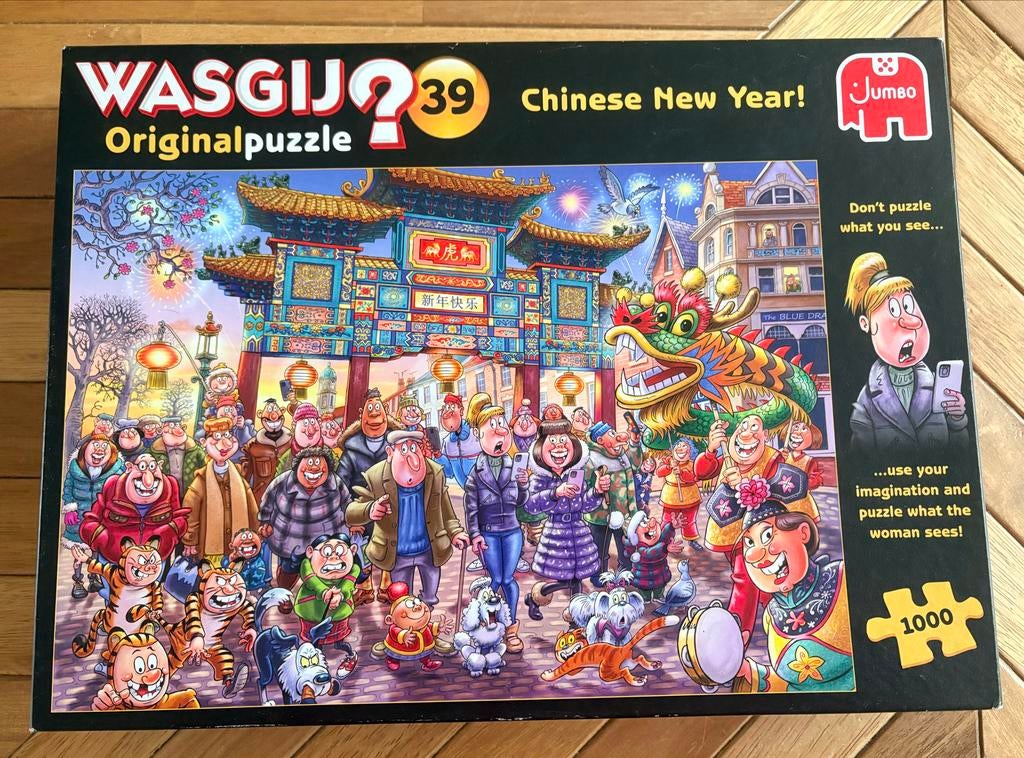 Wasgij Original 39: Chinese New Year! 1000 stukjes, Ophalen of Verzenden, 500 t/m 1500 stukjes, Zo goed als nieuw, Legpuzzel
