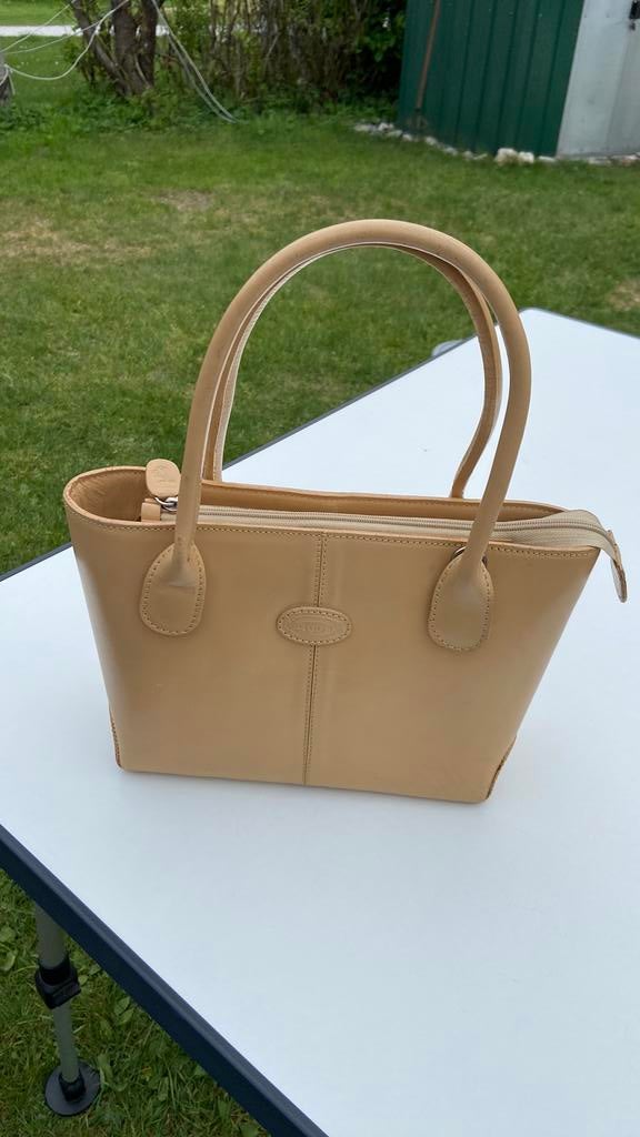 Tas Tods vintage leder, Ophalen of Verzenden, Gebruikt, Beige, Handtas