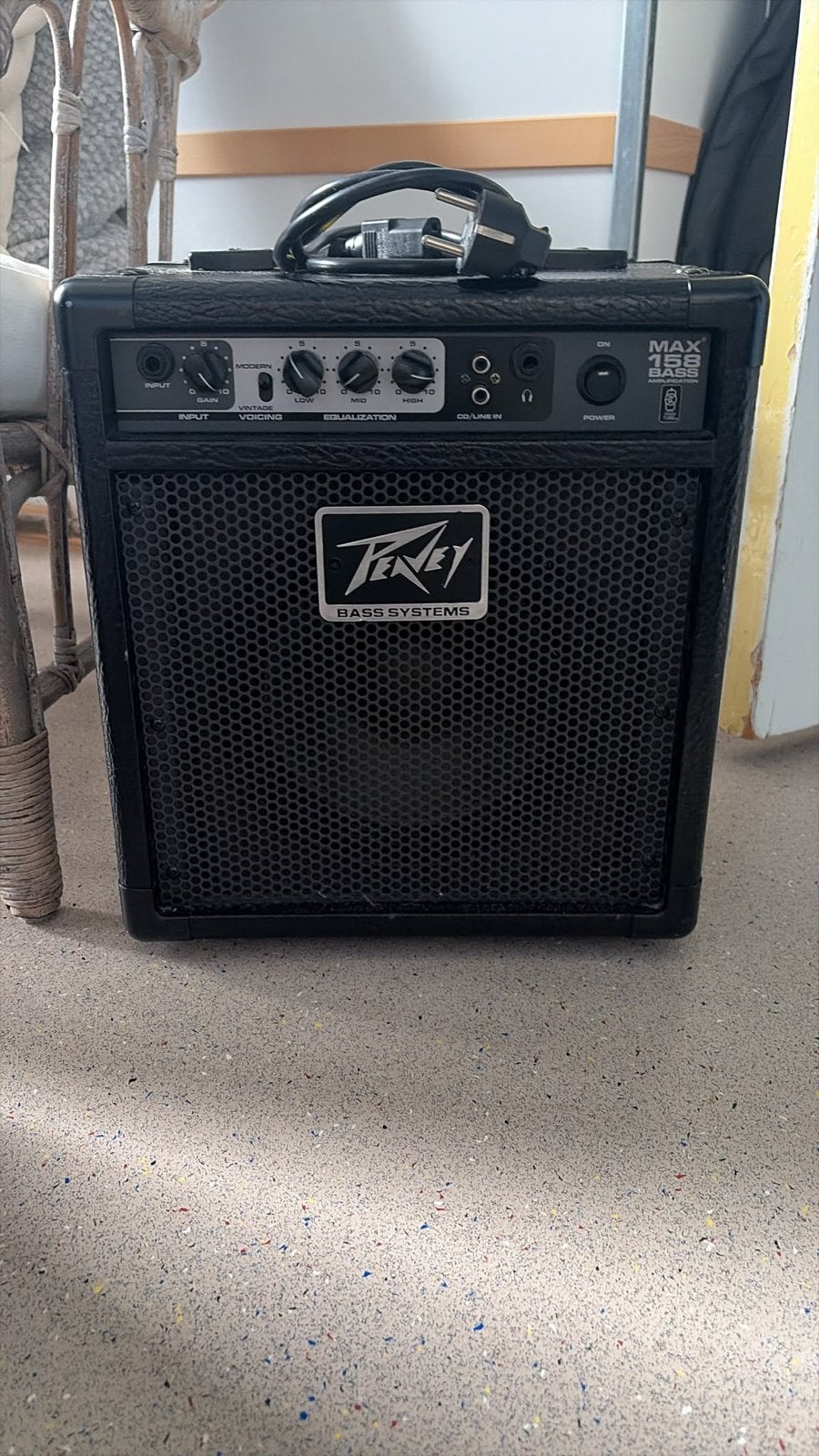 Peavey MAX 158 Basgitaarversterker, Muziek en Instrumenten, Ophalen, Gebruikt, Basgitaar, Minder dan 50 watt