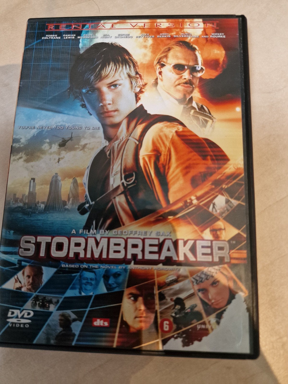 Stormbreaker DVD - Actiethriller (Rental Version), Gebruikt, Actiethriller, Ophalen of Verzenden, Vanaf 6 jaar