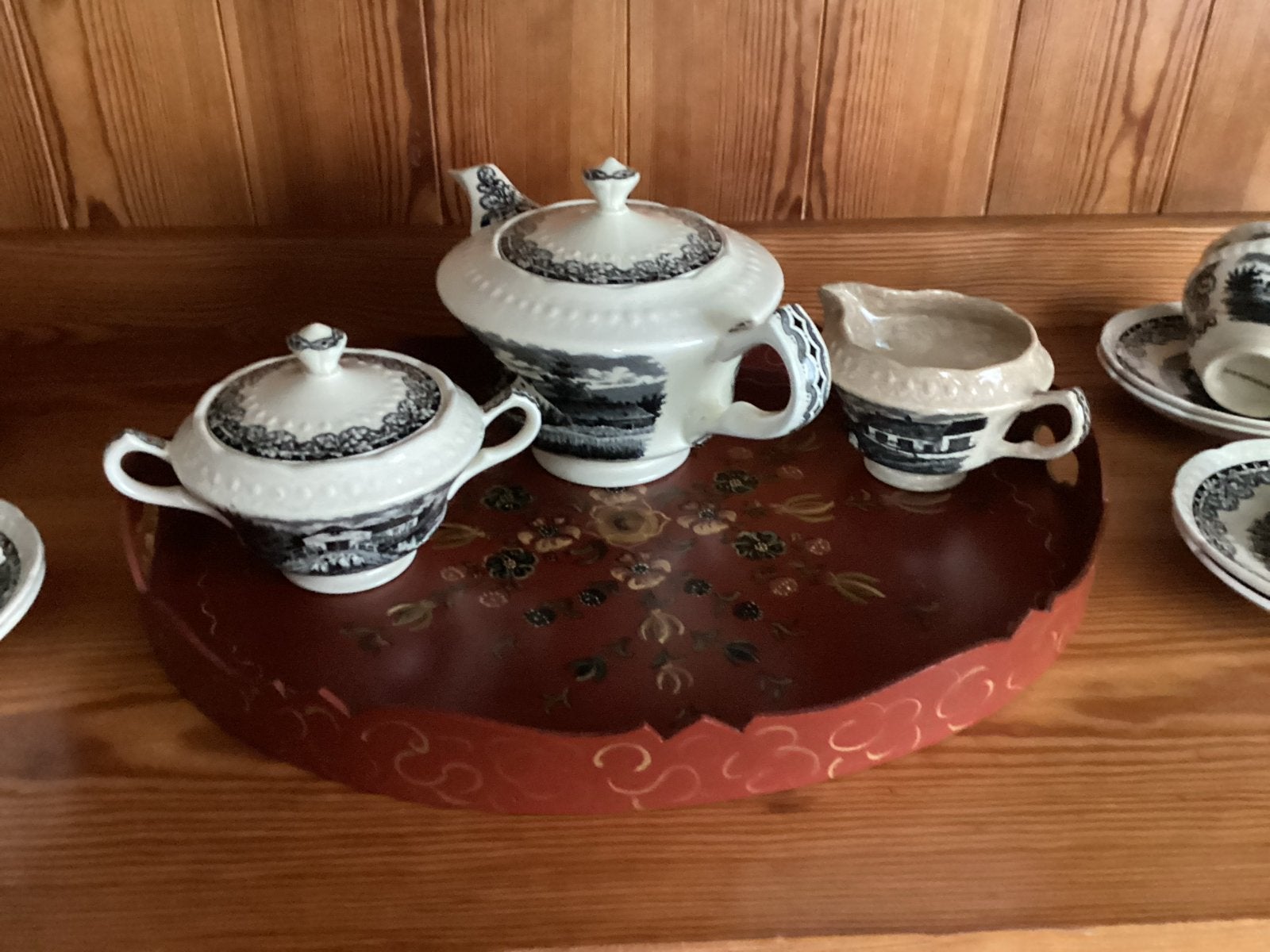 Boerenhoeve servies set - melkkannetje verkleurd, Ophalen, Gebruikt, Keramiek, Landelijk/Boerenbont