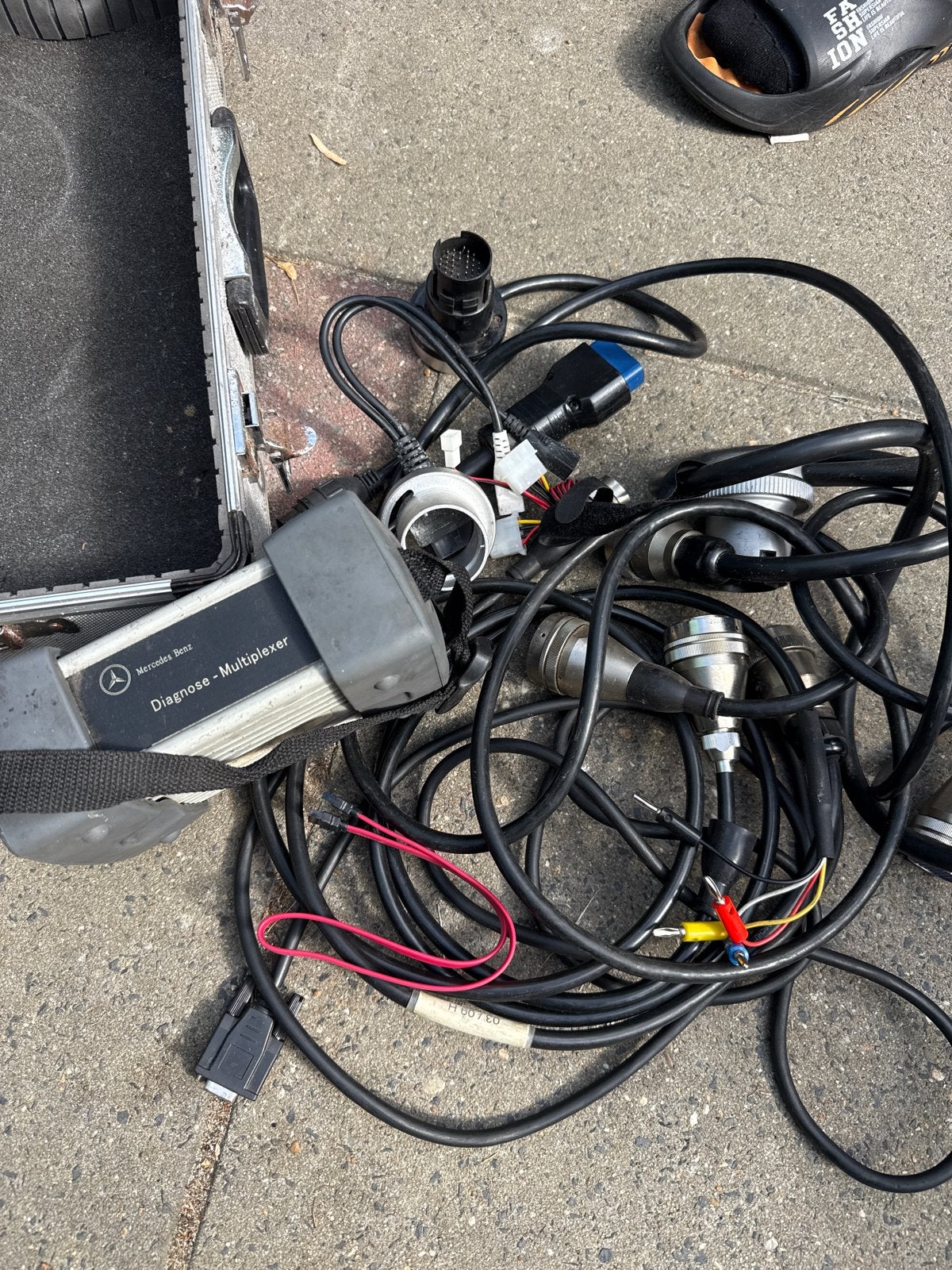 Mercedes-Benz Diagnose Multiplexer met kabels, Auto-onderdelen, Elektronica en Kabels, Ophalen, Gebruikt, Mercedes-Benz