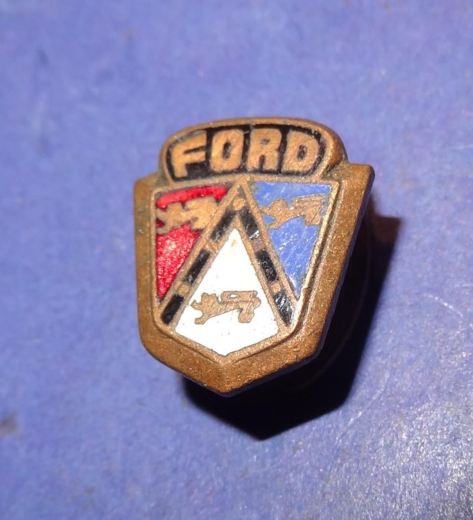 Ford Geemailleerde Revers Knoop 16 x 14mm, Verzenden, Gebruikt, Transport, Speldje of Pin