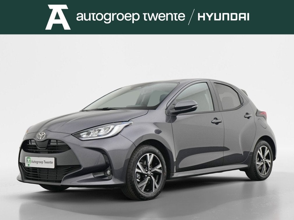 Toyota Yaris 1.5 Hybrid 115 Dynamic | LED | Camera | Private