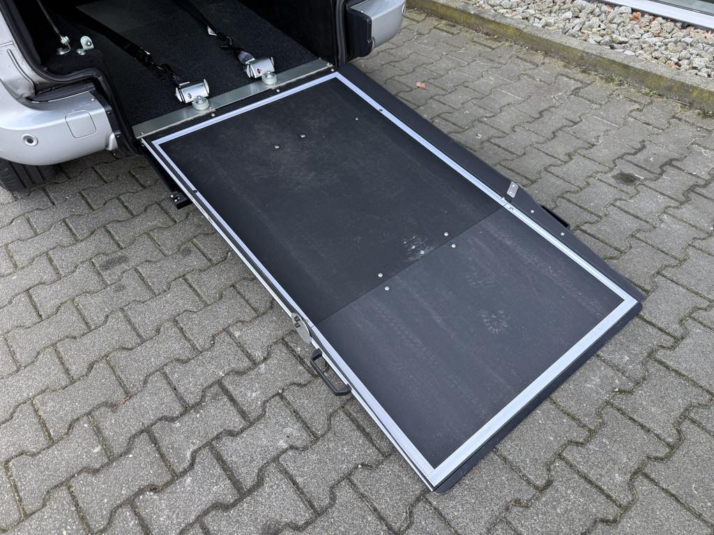Renault Kangoo Family Automaat 3+1 Rolstoelauto 1.2 TCe (Zee, Auto's, Renault, Stof, Gebruikt, Parkeersensor, Bedrijf