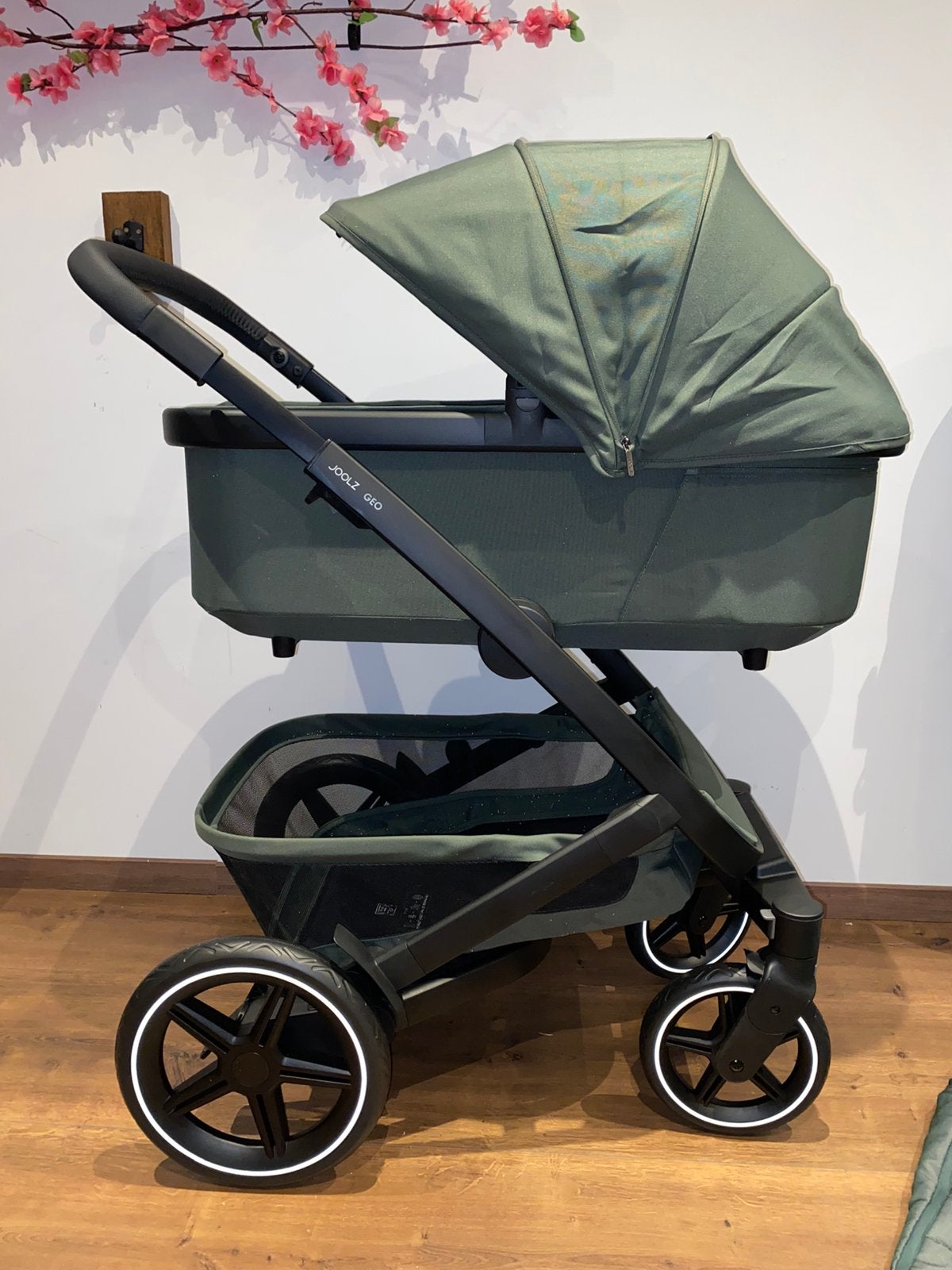 Joolz Geo3 Forest Green Special Edition Complete Kinderwagen, Ophalen, Joolz, Zo goed als nieuw, Eikenlaan 76 Spijkenisse