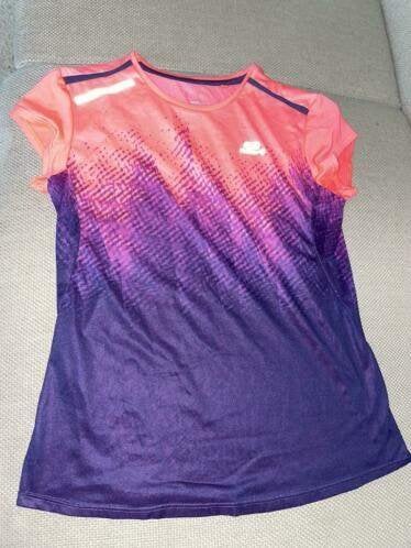 Kalenji sportshirt paars roze 152 158 atletiek shirt tshirt, Verzenden, Zo goed als nieuw, Meisje, Sport- of Zwemkleding