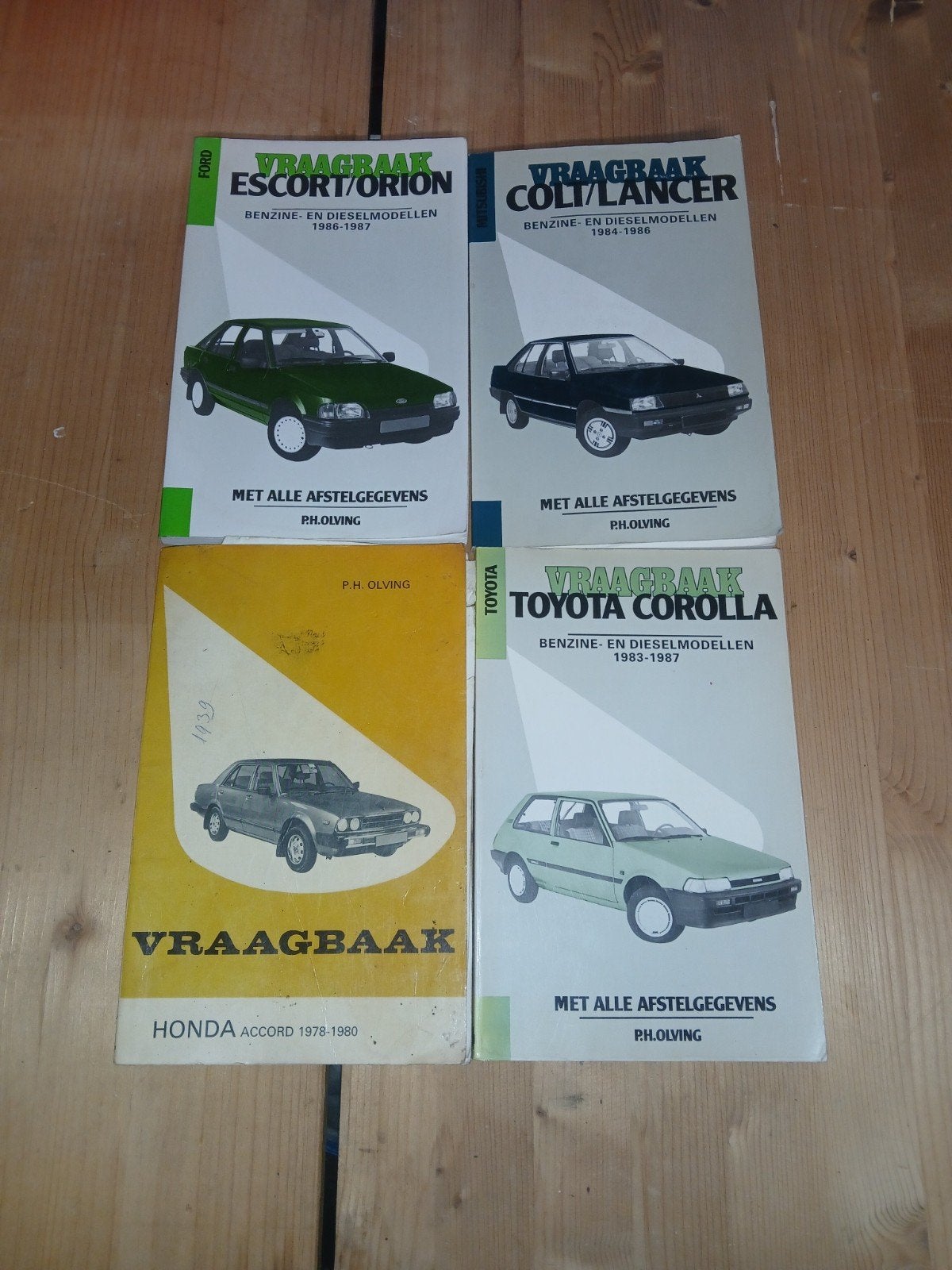 Vraagbaak ford/mitsubishi/honda/toyota, Ophalen of Verzenden