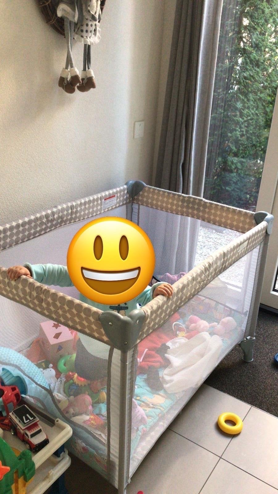 Handige babybox voor thuis of onderweg, Ophalen, Gebruikt, Vierkant