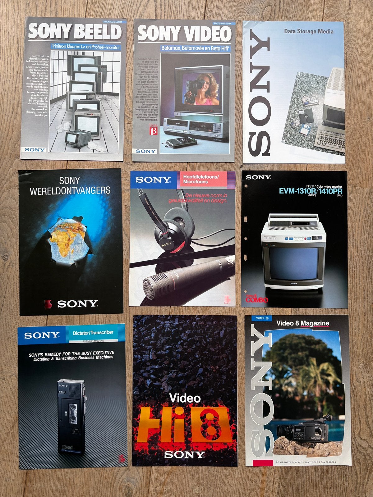 Sony catalogus / catalogi / brochures uit de oudheid :), Boeken, Ophalen of Verzenden, Zo goed als nieuw, Muziek, Film of Tv