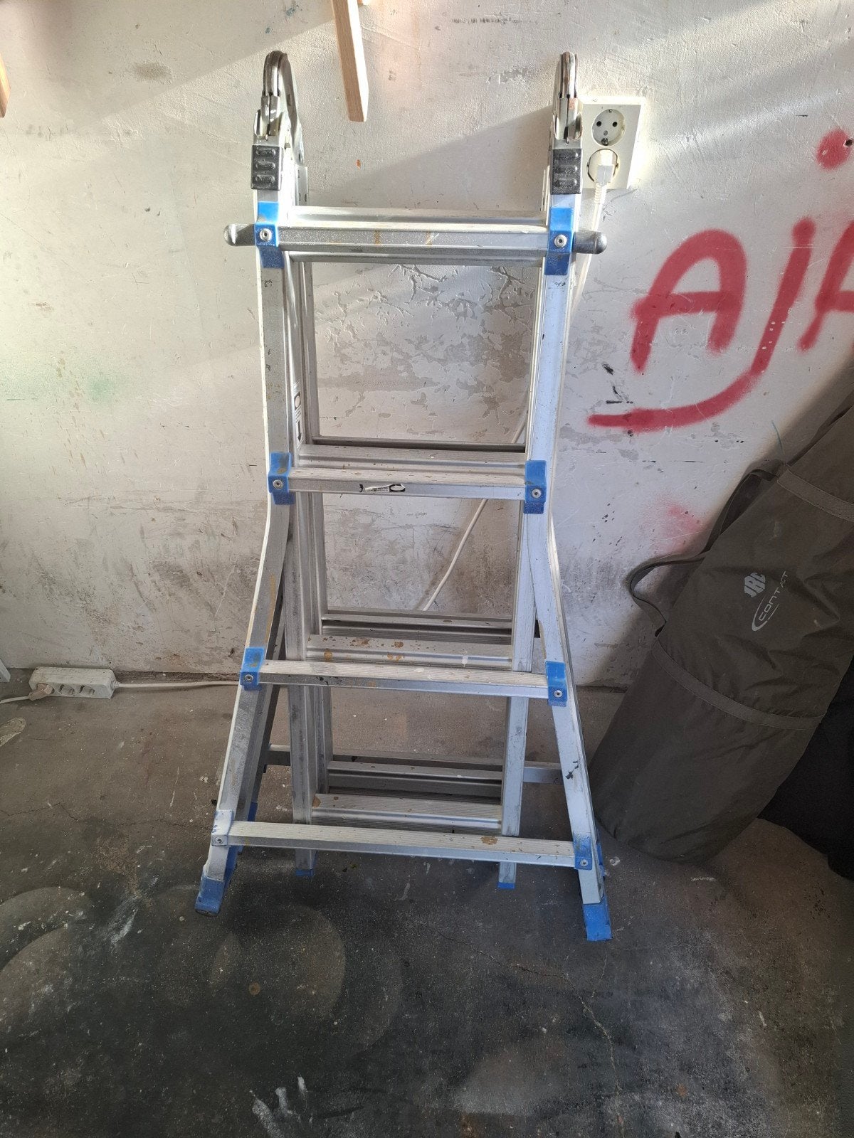 Multifunctionele opvouwbare ladder - Gebruikt, Ophalen, Gebruikt, Ladder, Opvouwbaar of Inschuifbaar