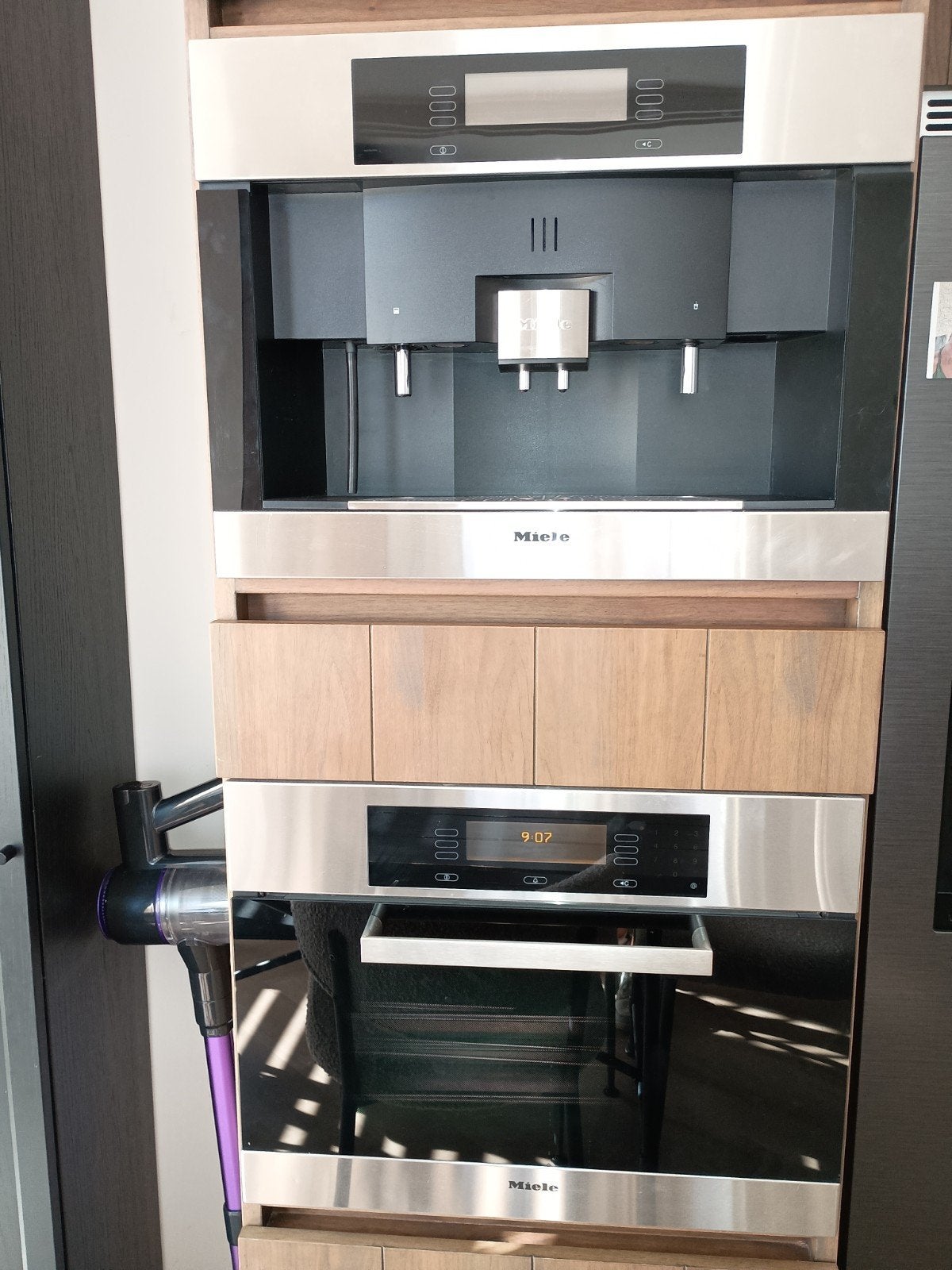Miele DGC 4080 EDST/D Stoomoven en Miele CVA 4085 Koffiemach, Ophalen of Verzenden, Koffiemachine