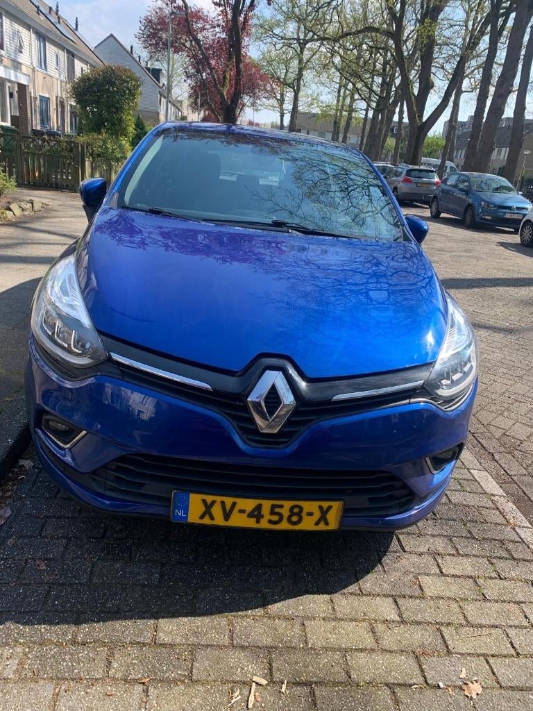 Renault Clio Energy TCe 90pk Intens 2019, Voorwielaandrijving, 898 cc, Zwart, 580 kg