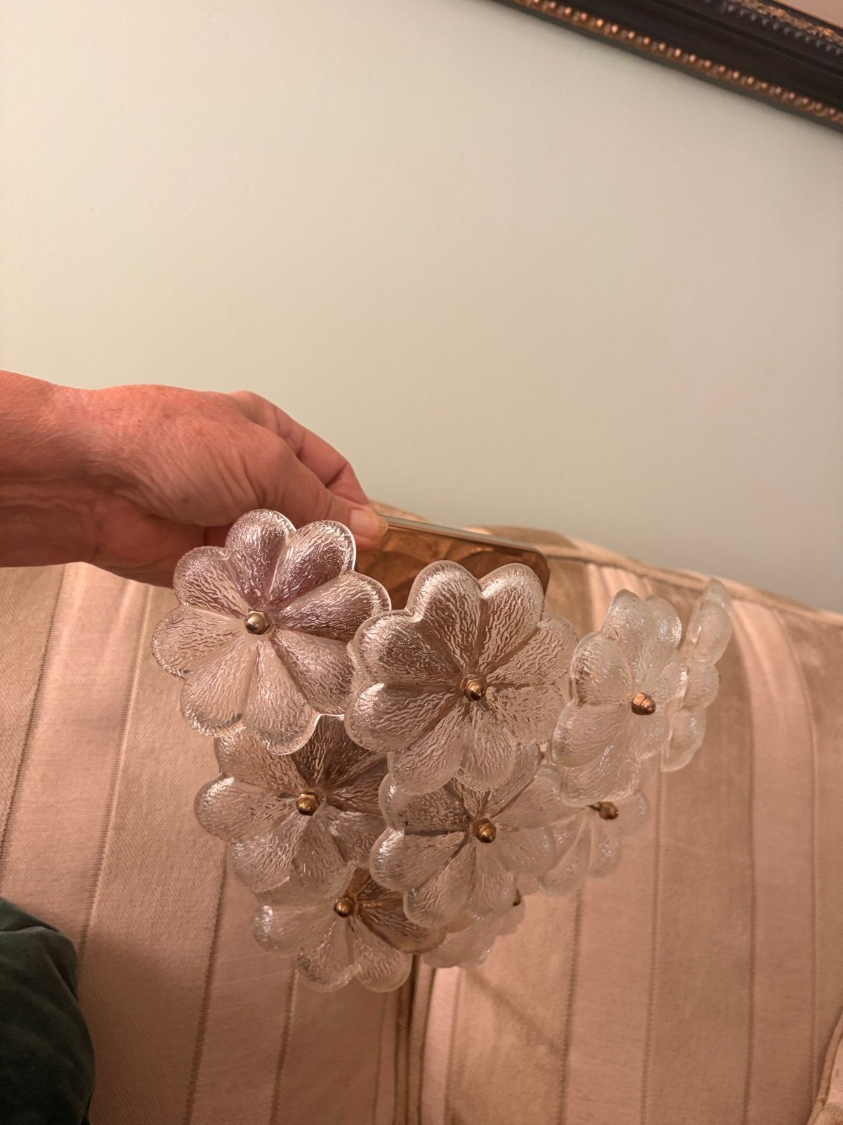 Vintage design wandlamp met glazen bloemen, Ophalen, Gebruikt, E14 (klein), Meerkleurig