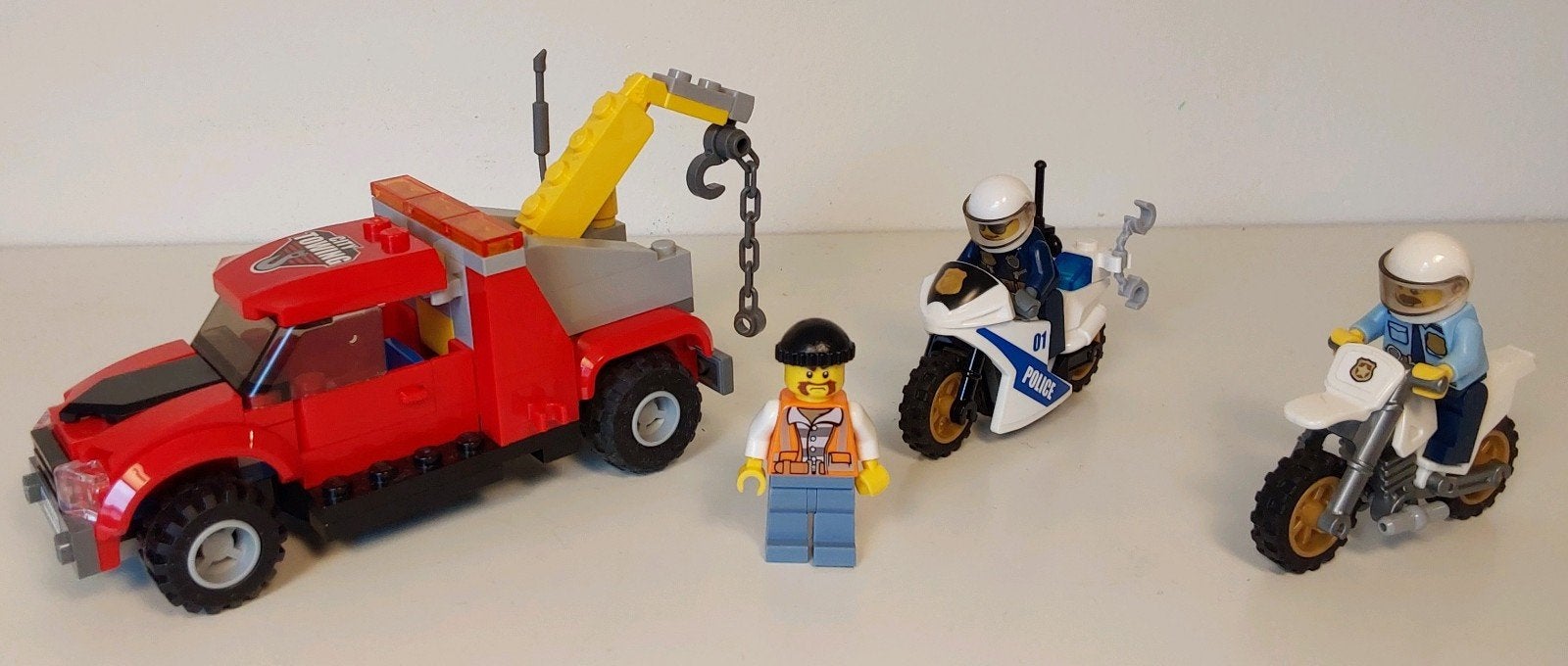 Lego 60137 sleepwagen politie, Inclusief minifiguren, Lego, Ophalen of Verzenden, City
