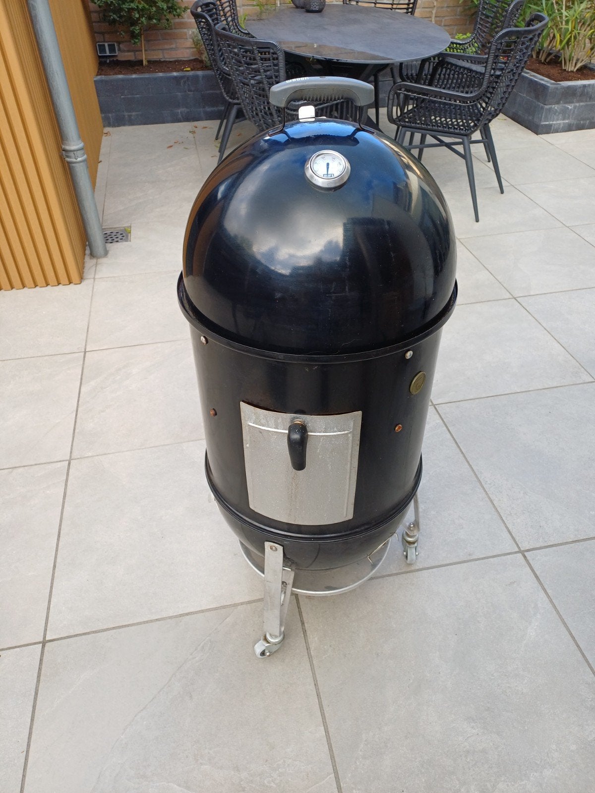 Weber Smokey Mountain Cooker 47cm met hoes, Tuin en Terras, Ophalen of Verzenden, Gebruikt, Weber