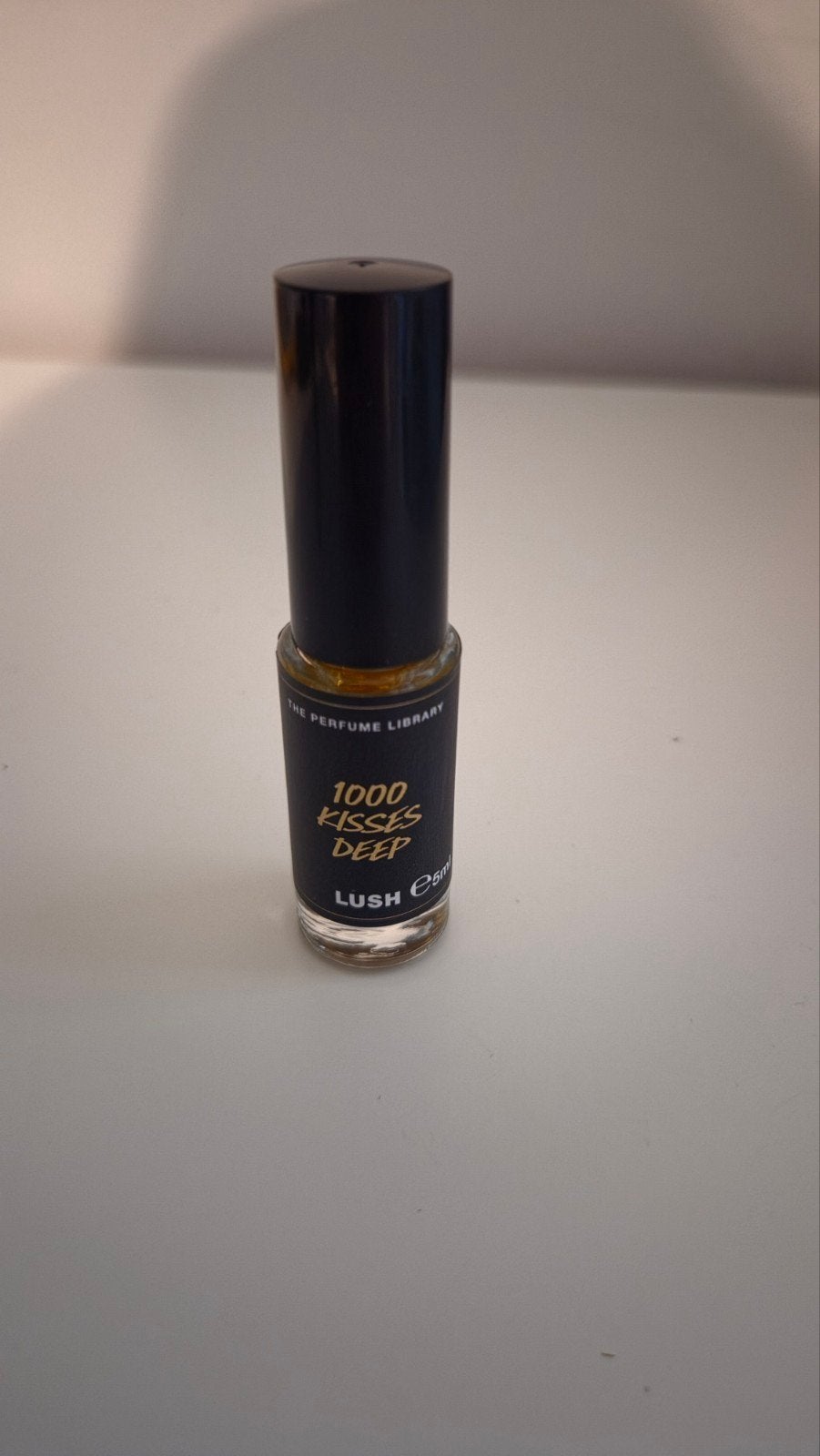 Lush parfum 1000 kisses deep 5ml, Ophalen of Verzenden, Nieuw