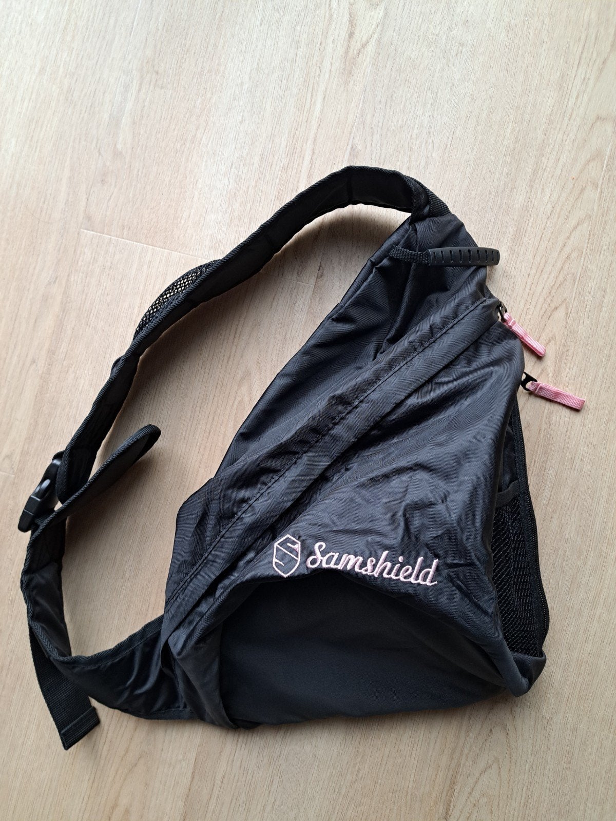 Samshield tas - Zwart met roze accenten, Ophalen of Verzenden, Nieuw