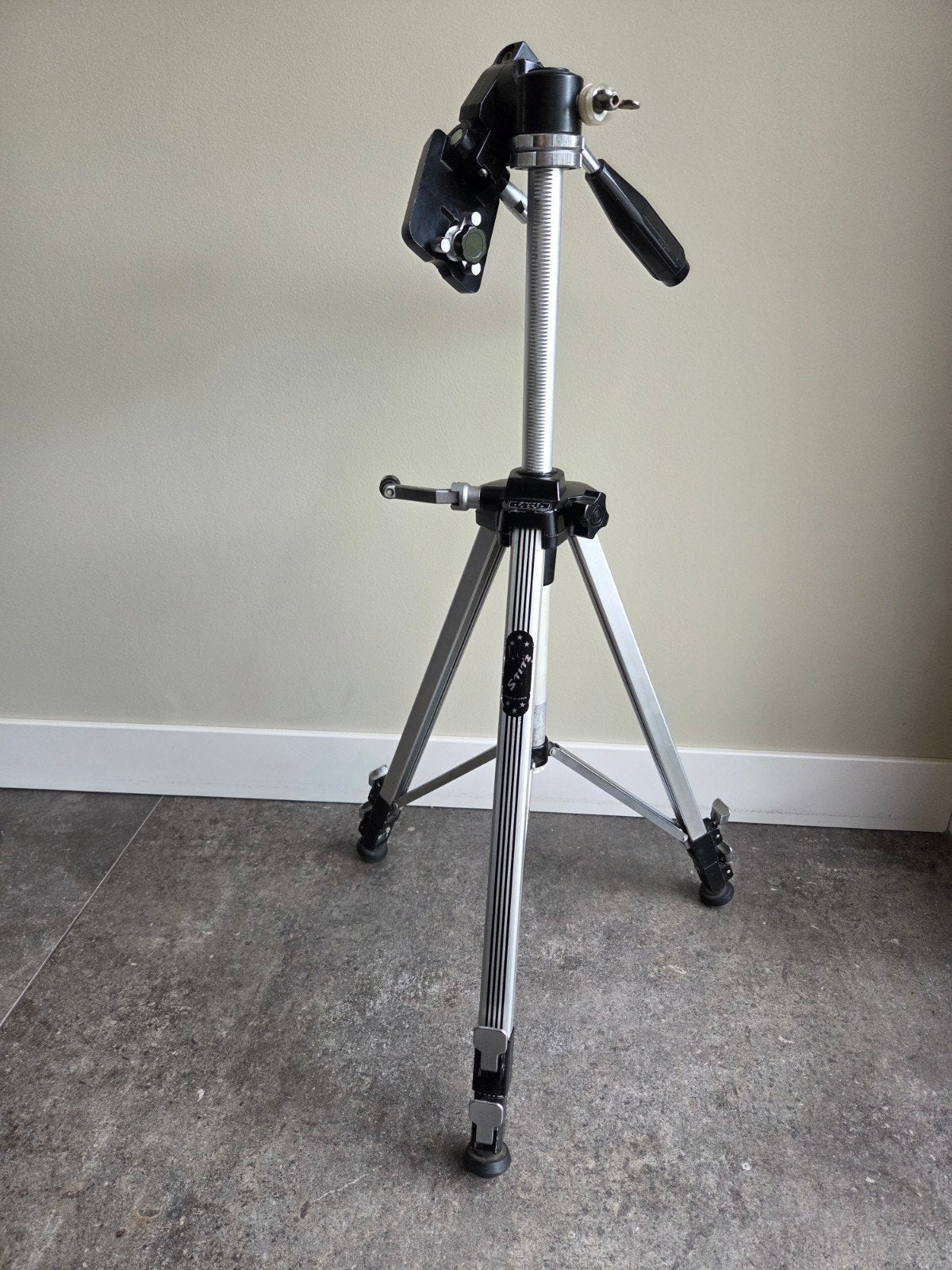 Vintage Stitz TP-3UEB Camerastatief –Robuust & Aluminium 3, Ophalen of Verzenden, Driepoot