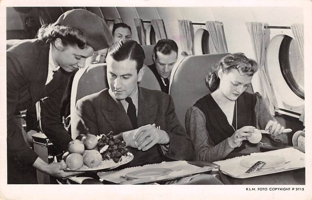 KLM Lockheed Constellation on its way Vliegtuigen Luchtvaart, Ophalen of Verzenden, 1940 tot 1960, Gelopen, Noord-Holland