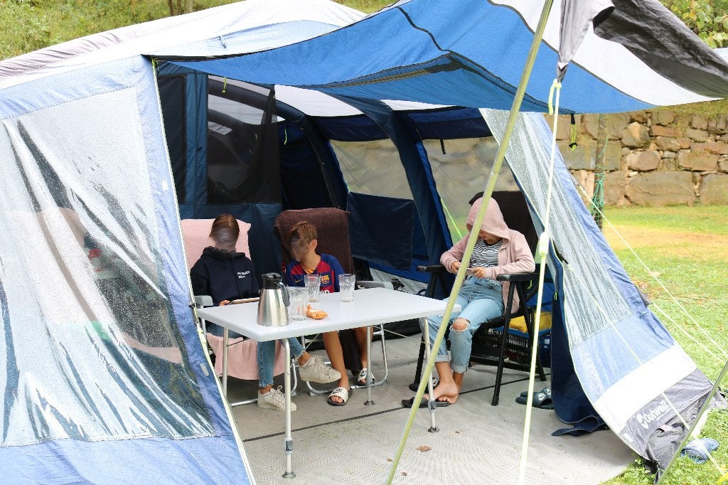 Outwell Vermont 7SA opblaastent + origineel binnentapijt, Caravans en Kamperen, Ophalen, Gebruikt, Meer dan 6