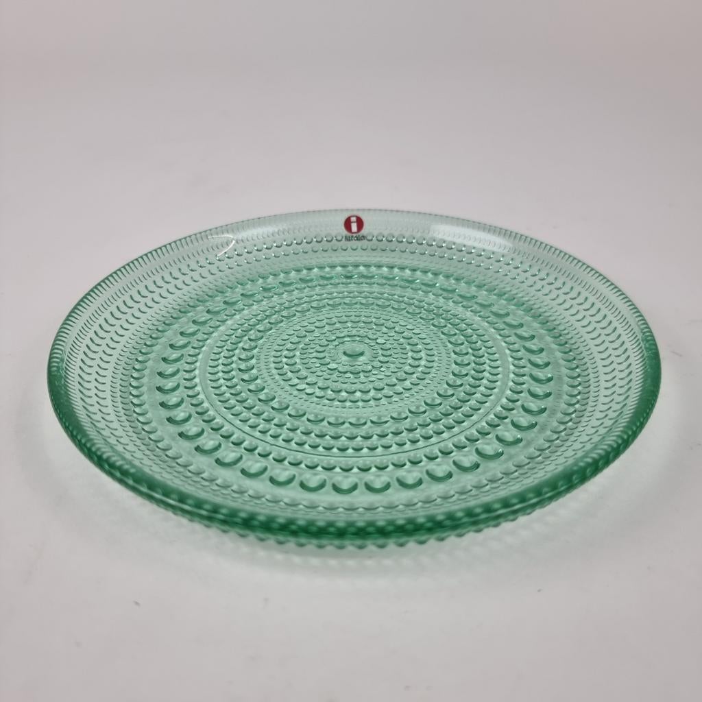 Iittala Kastehelmi light green bord 17cm, Huis en Inrichting, Ophalen, Nieuw, Glas, Bord(en)