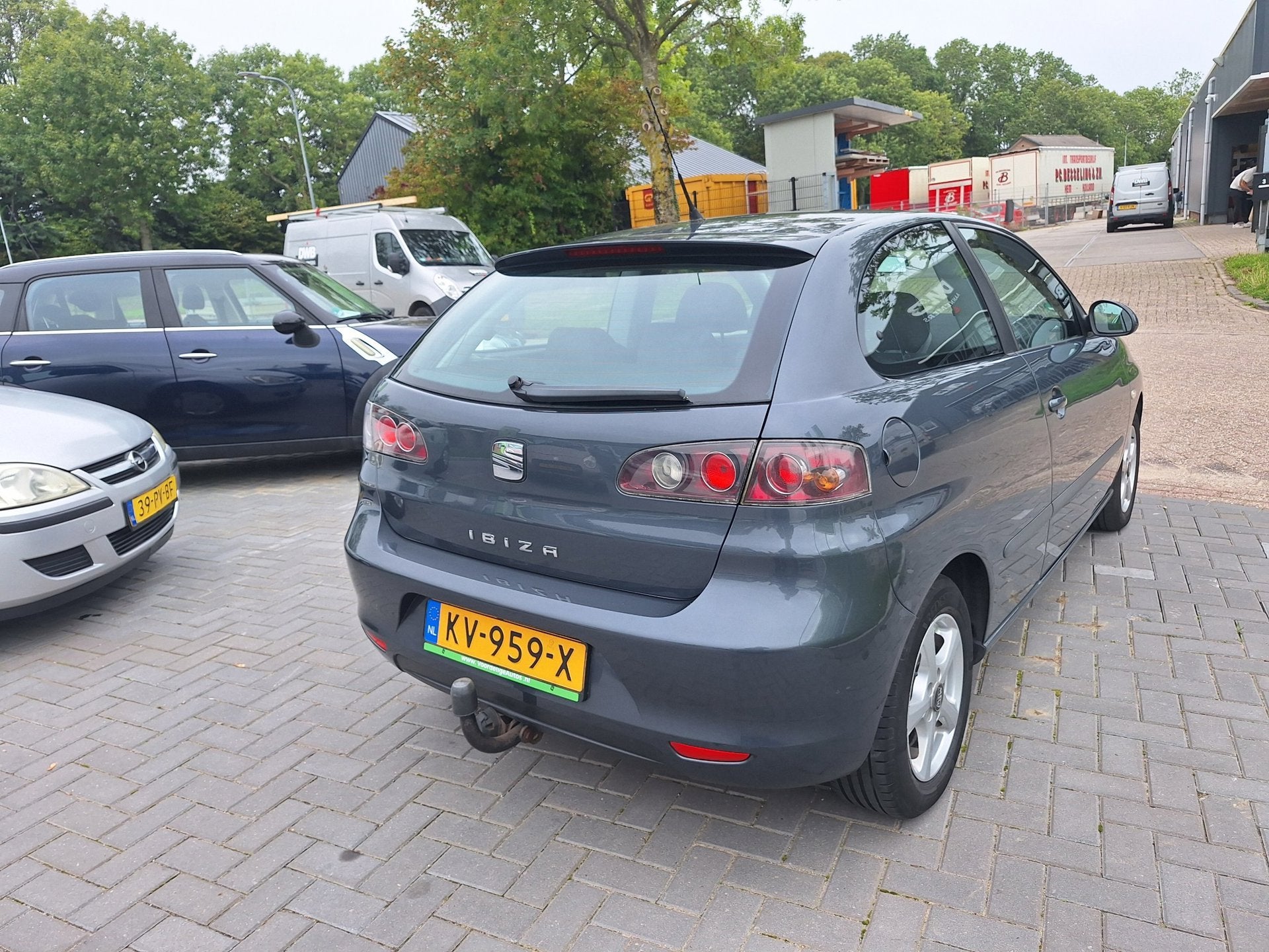 Seat Ibiza 1.2-12V Selection / 155.828 km / APK nieuw bij af, Auto's, Voorwielaandrijving, 1198 cc, Ibiza, Bedrijf